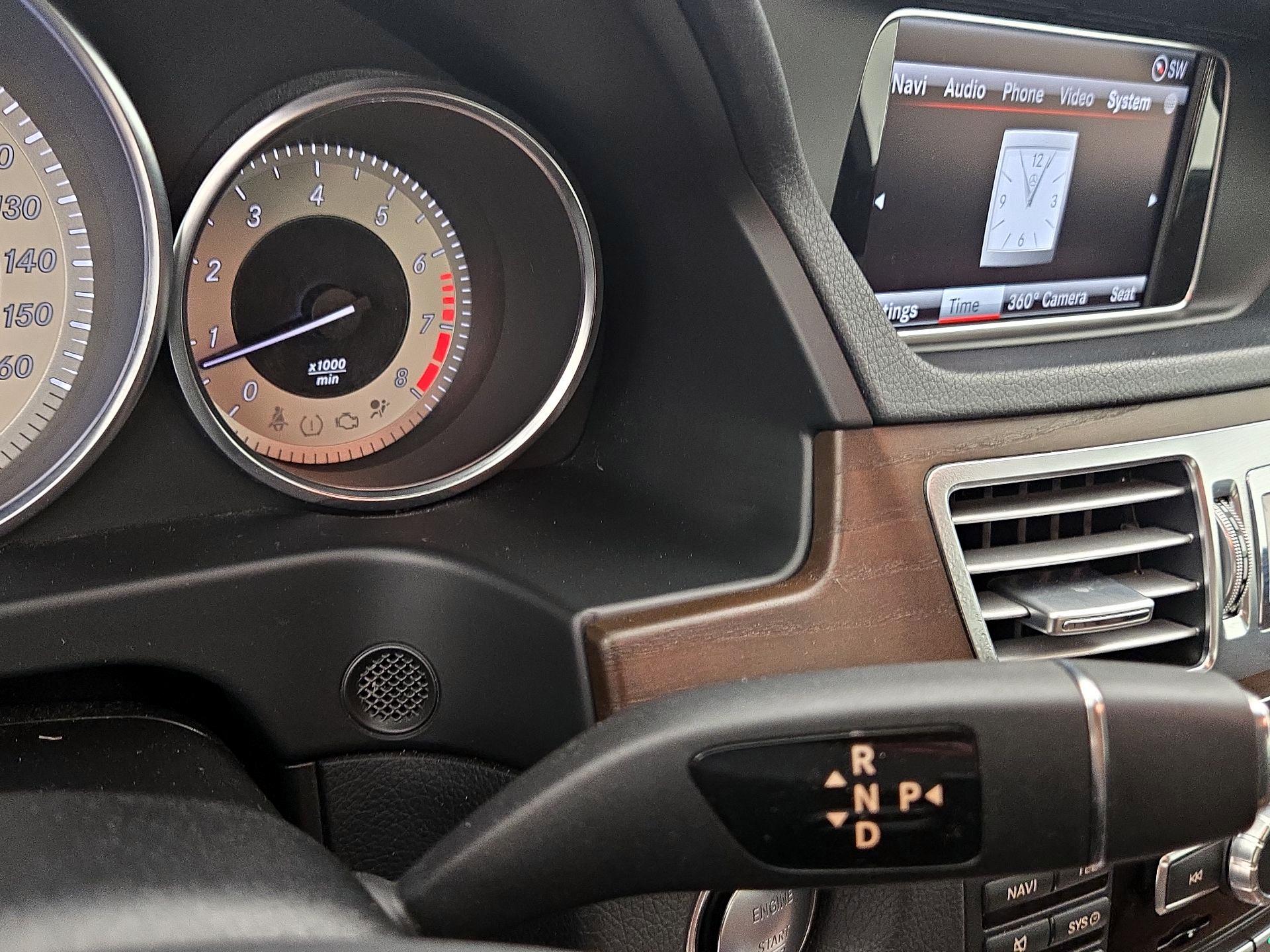 Thumbnail: 2014 Mercedes-Benz E-Class - 18