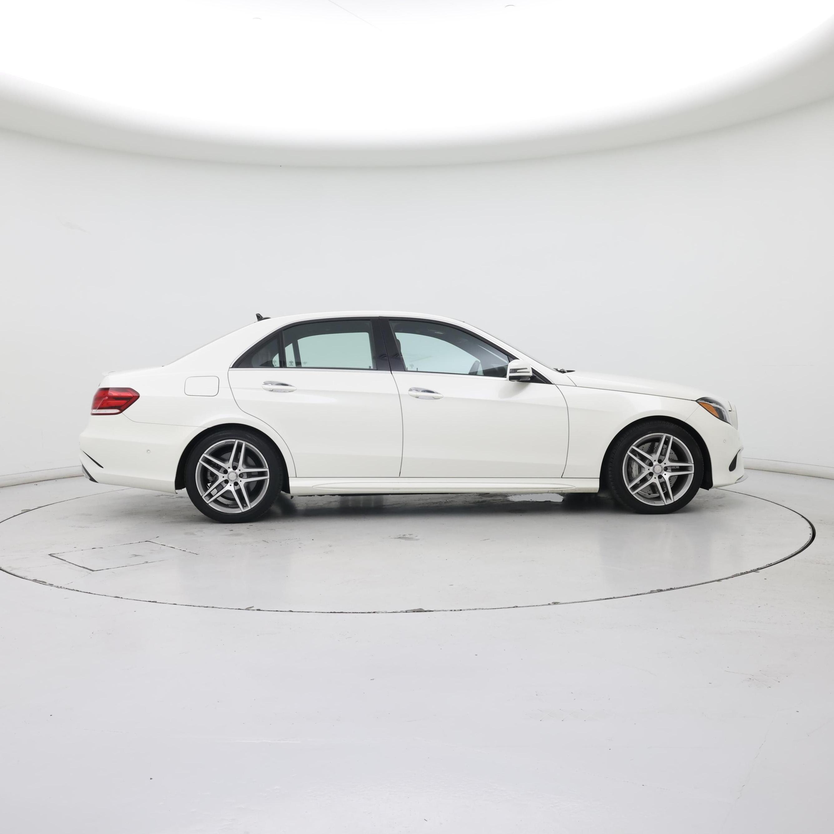 Thumbnail: 2014 Mercedes-Benz E-Class - 7