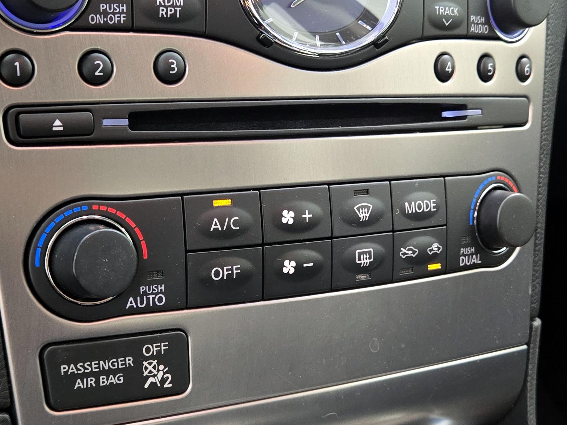 Thumbnail: 2013 INFINITI G37 - 15