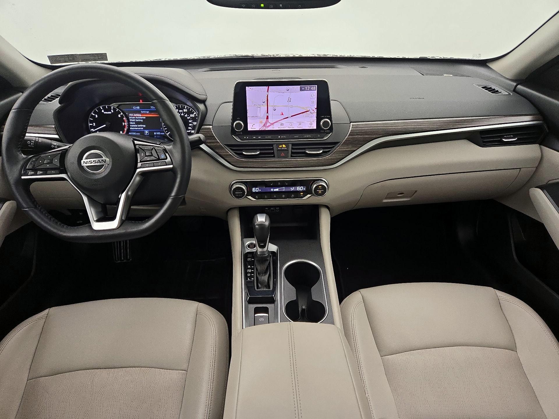 Thumbnail: 2019 Nissan Altima - 9