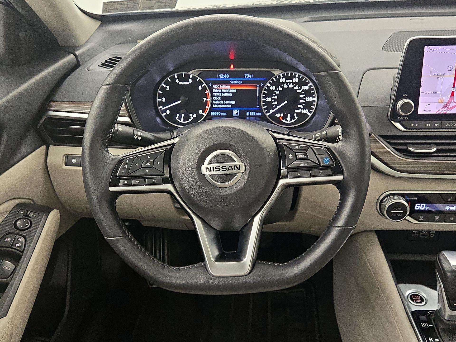 Thumbnail: 2019 Nissan Altima - 10