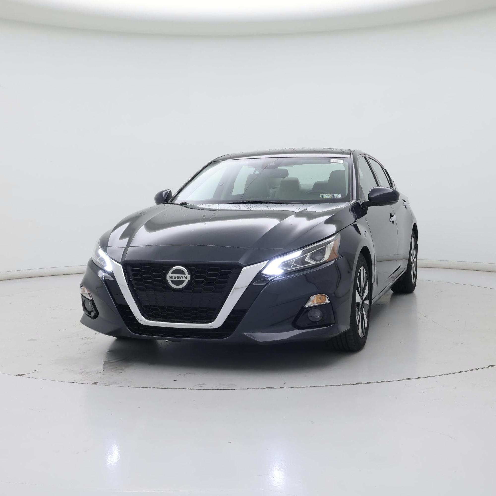 Thumbnail: 2019 Nissan Altima - 4