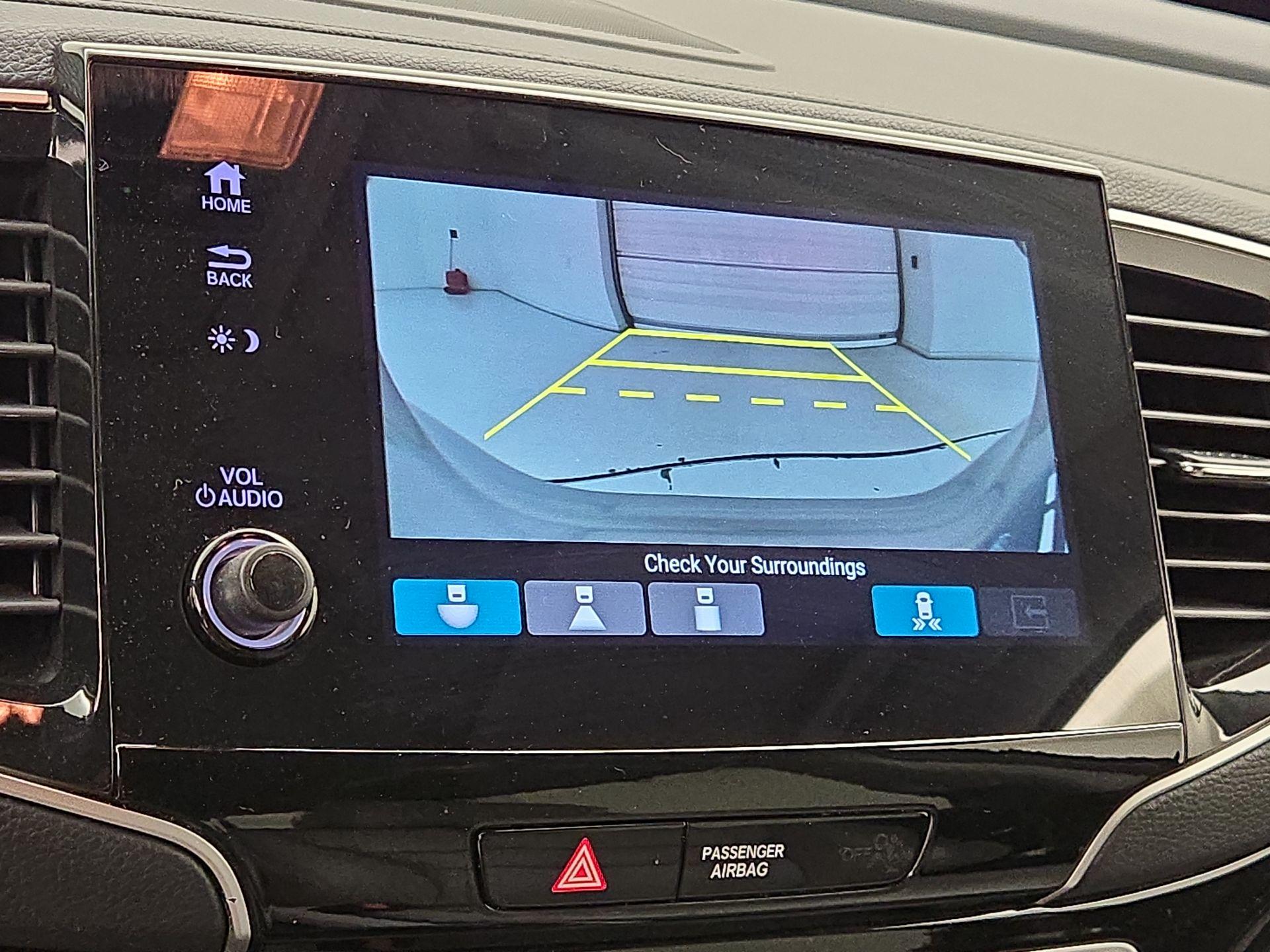 Thumbnail: 2021 Honda Pilot - 15