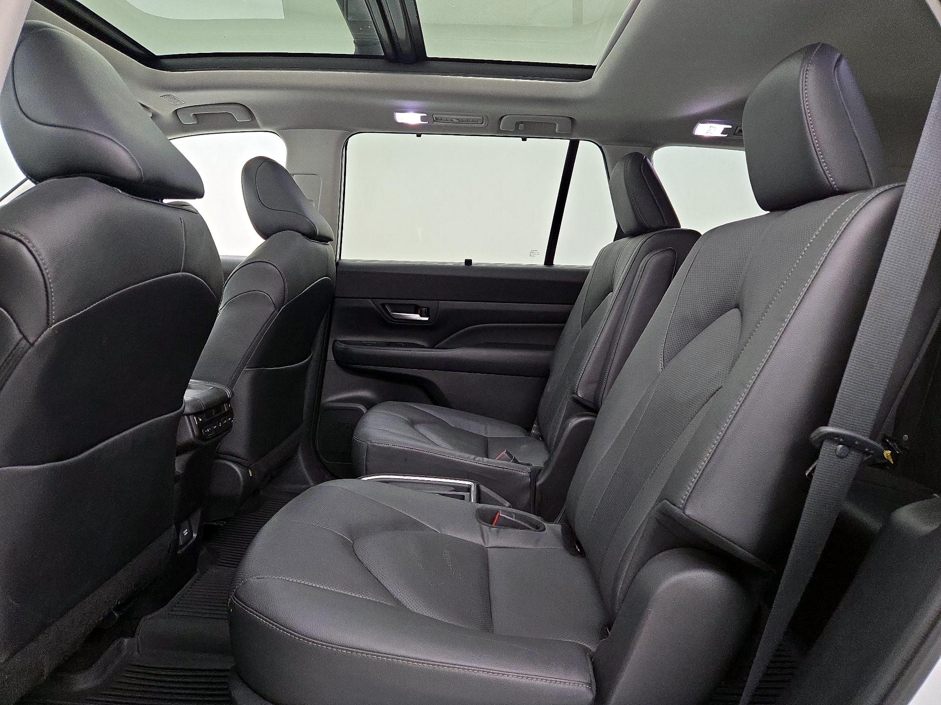 Thumbnail: 2024 Toyota Grand Highlander - 20