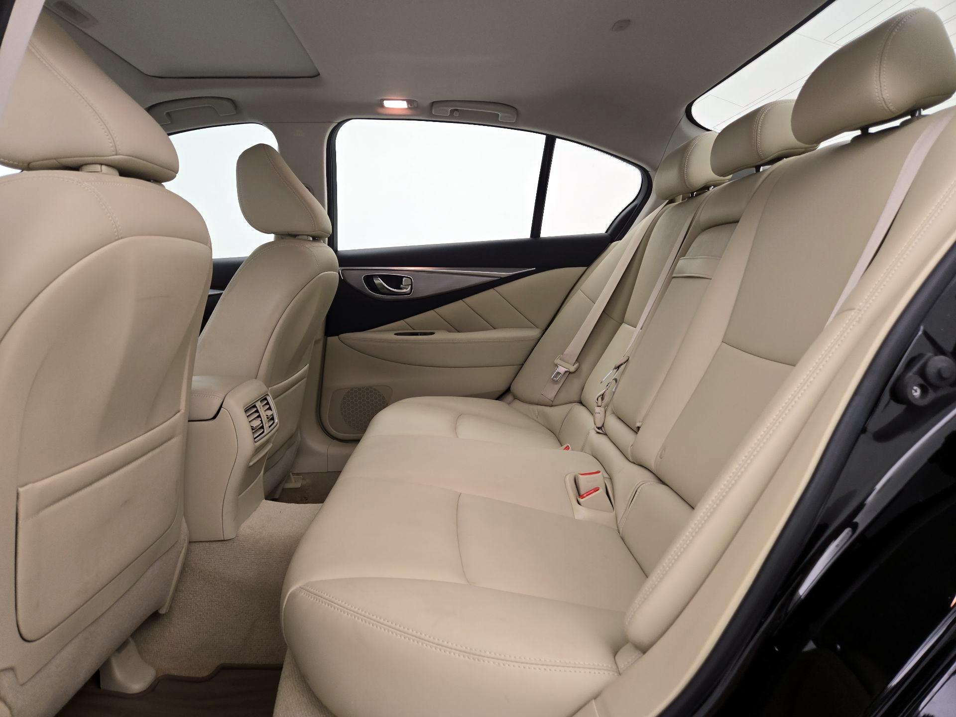 Thumbnail: 2017 INFINITI Q50 - 10