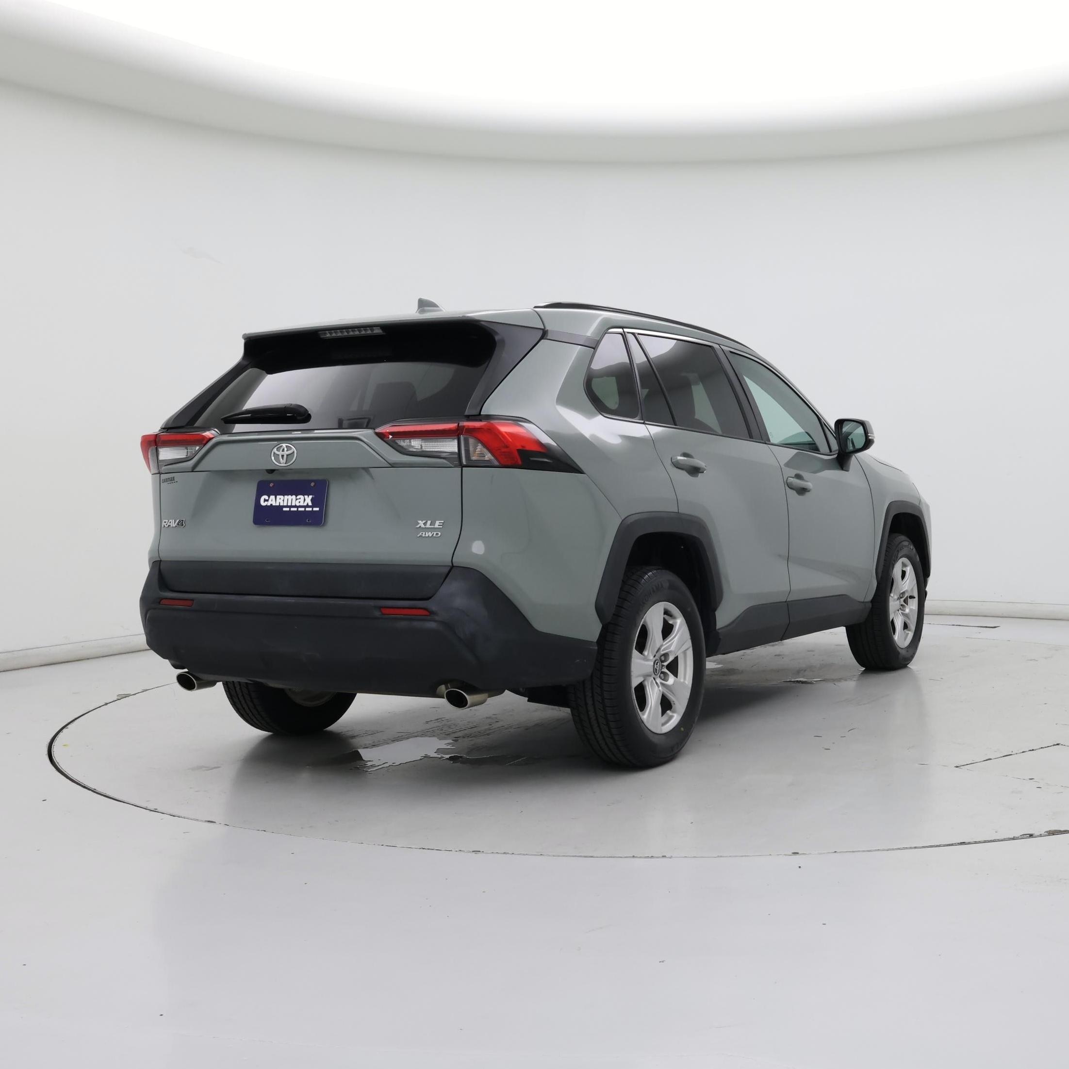 Thumbnail: 2020 Toyota RAV4 - 8