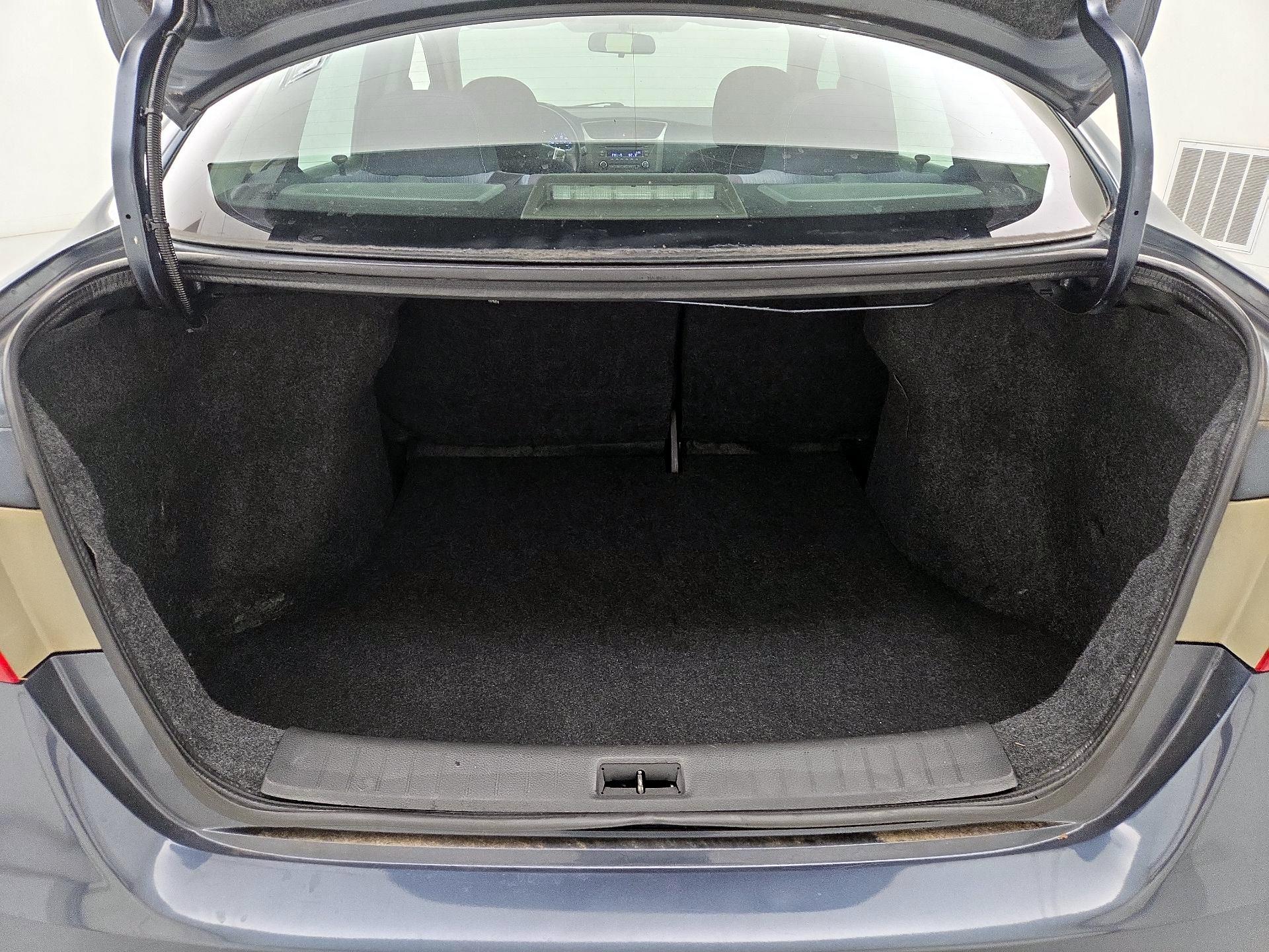 Thumbnail: 2014 Nissan Sentra - 19
