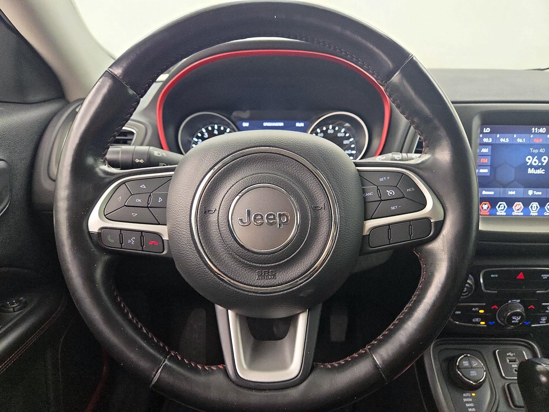 Thumbnail: 2020 Jeep Compass - 10