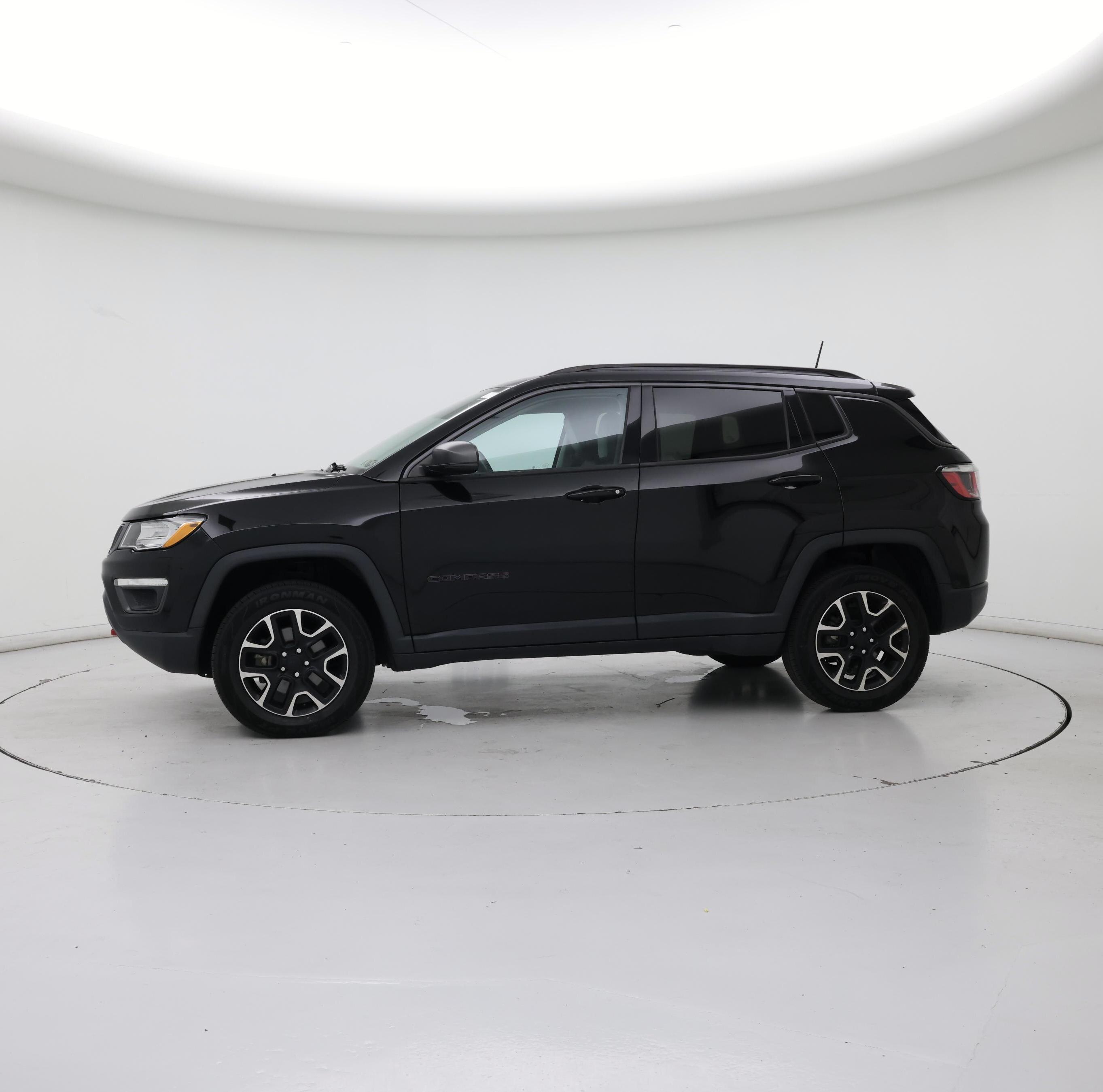 Thumbnail: 2020 Jeep Compass - 3
