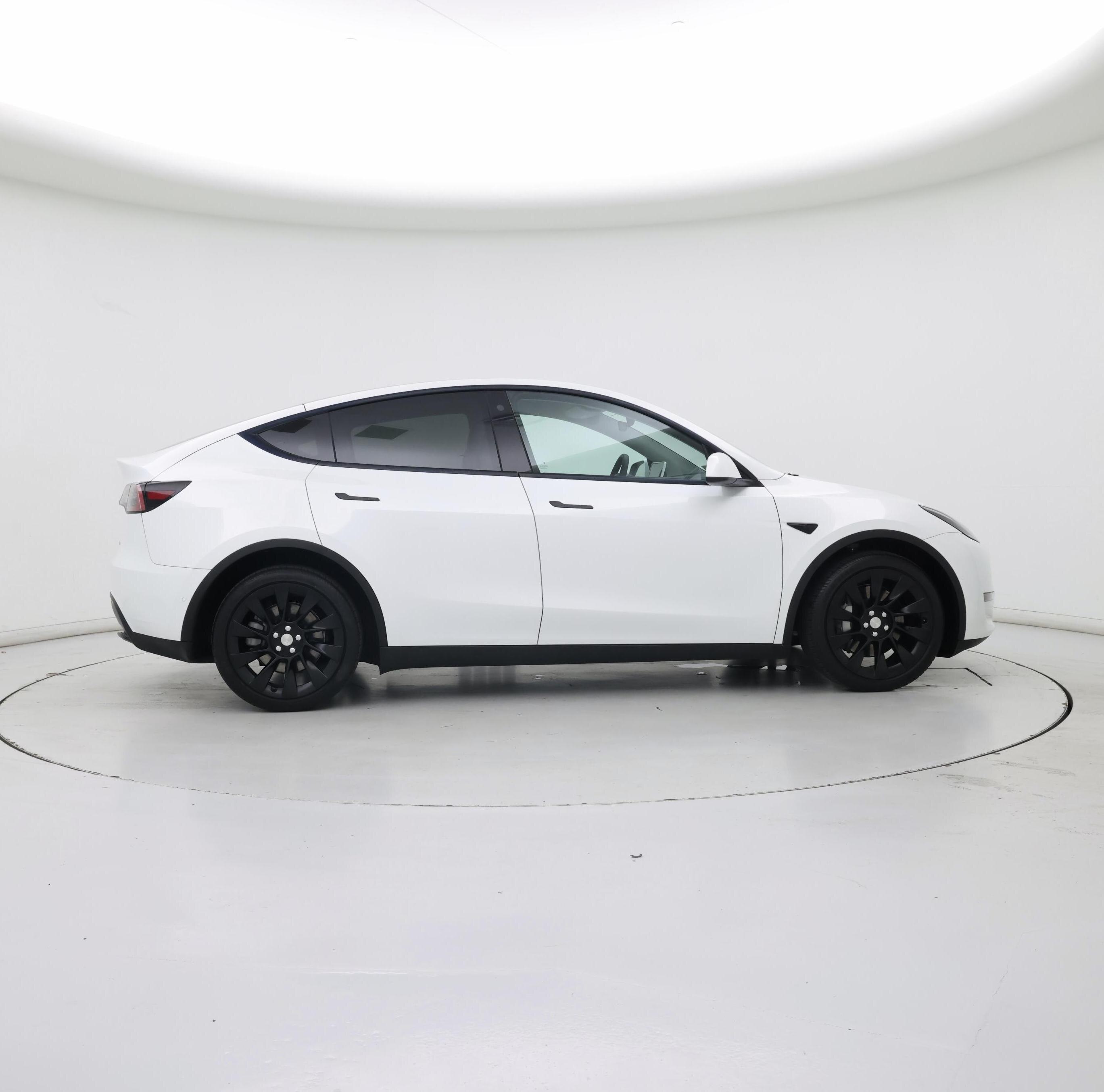 Thumbnail: 2022 Tesla Model Y - 7