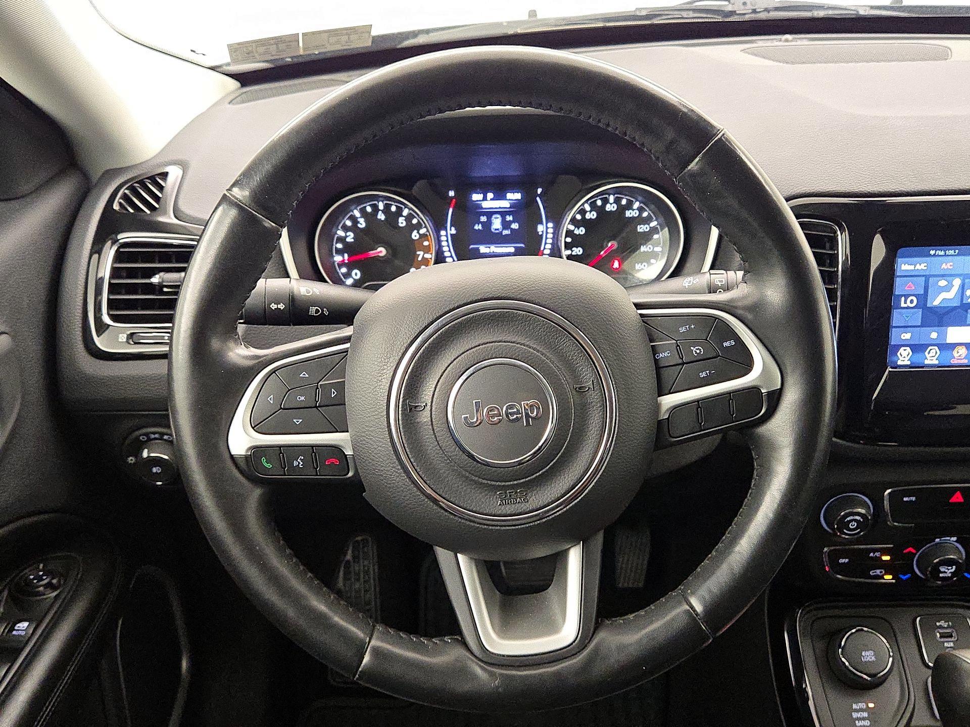 Thumbnail: 2020 Jeep Compass - 10