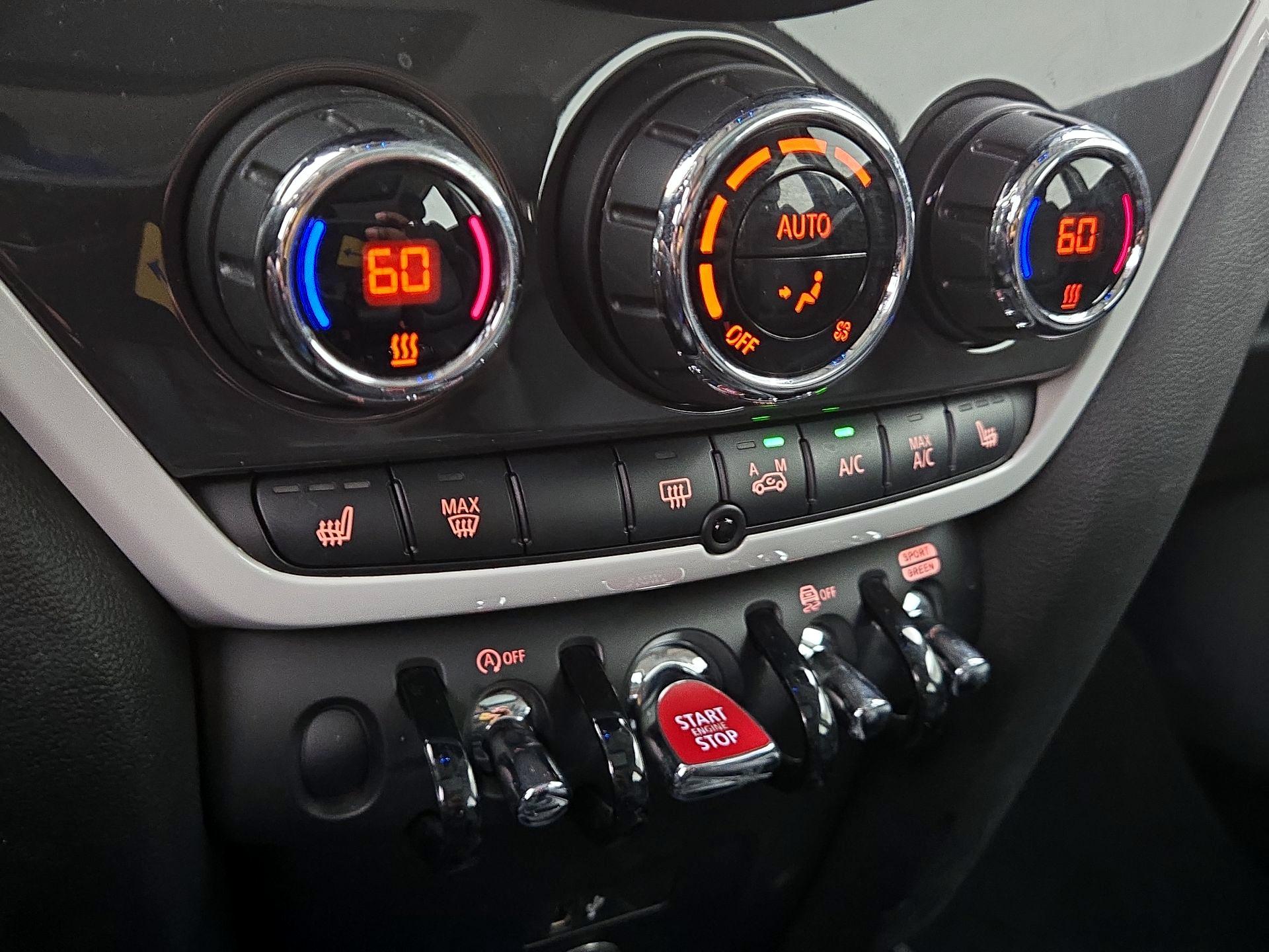 Thumbnail: 2020 MINI Cooper Countryman - 16