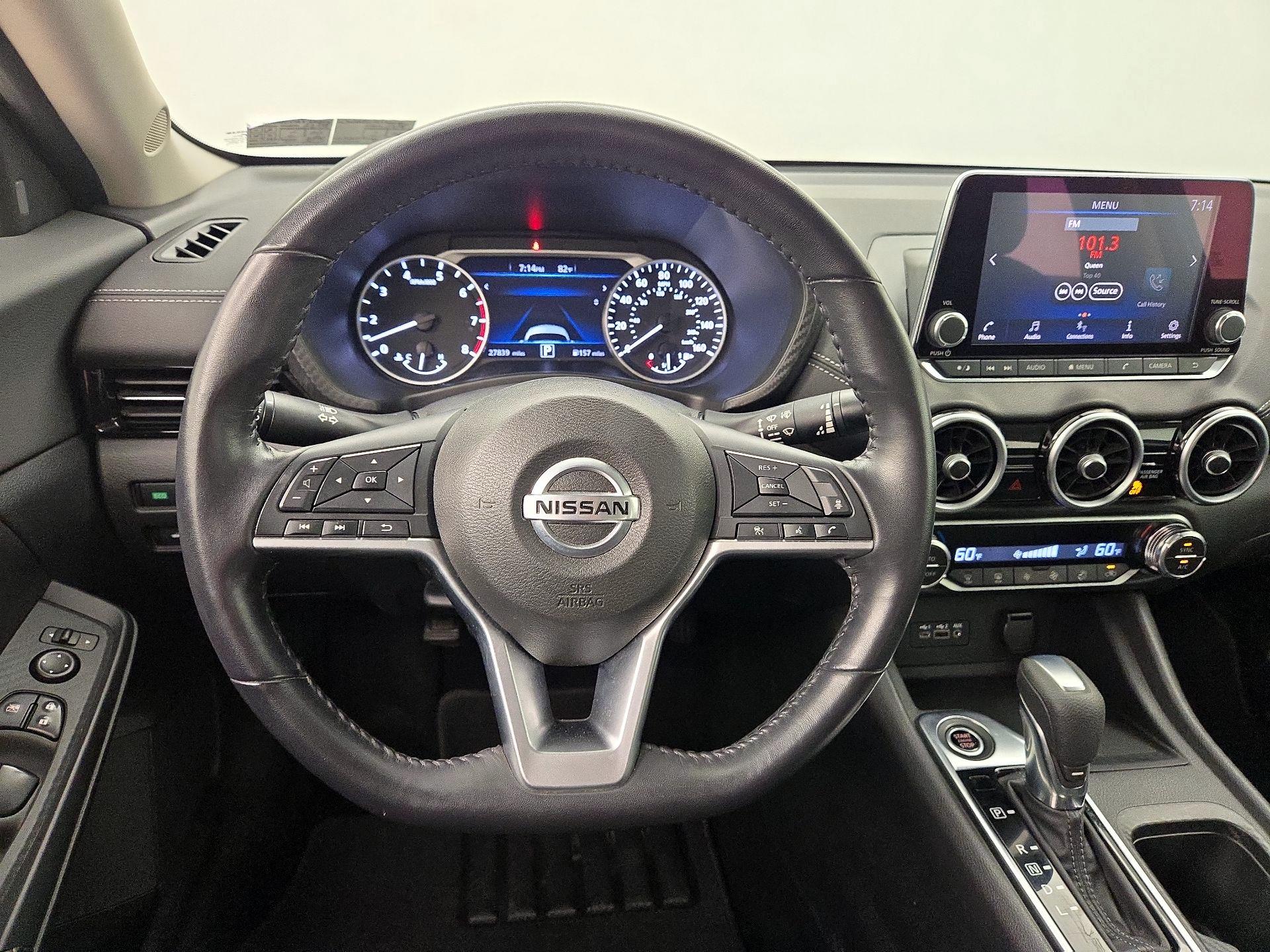 Thumbnail: 2020 Nissan Sentra - 10