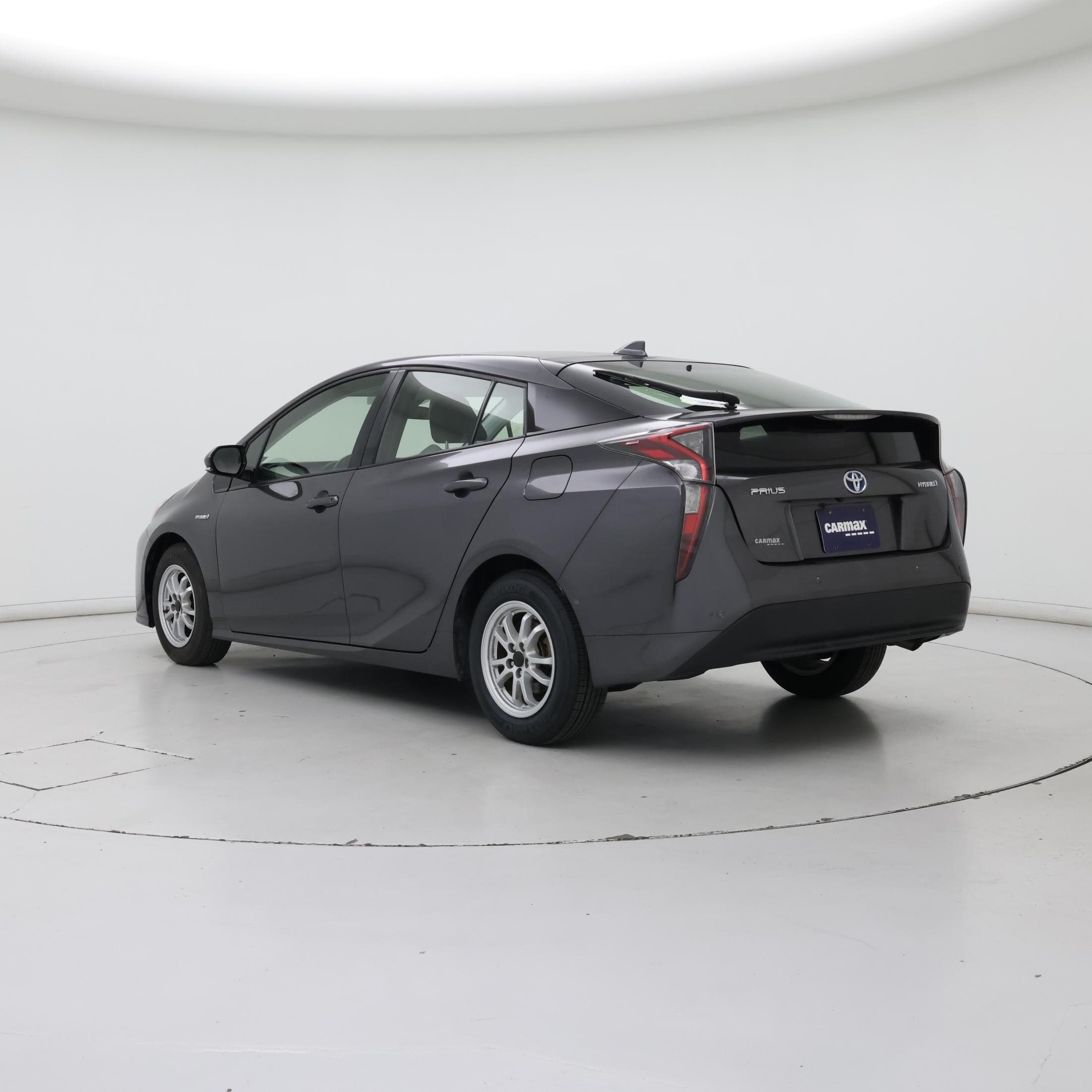 Thumbnail: 2017 Toyota Prius - 2