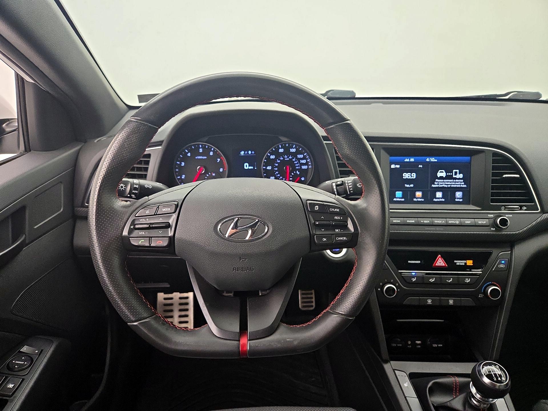 Thumbnail: 2017 Hyundai Elantra - 10