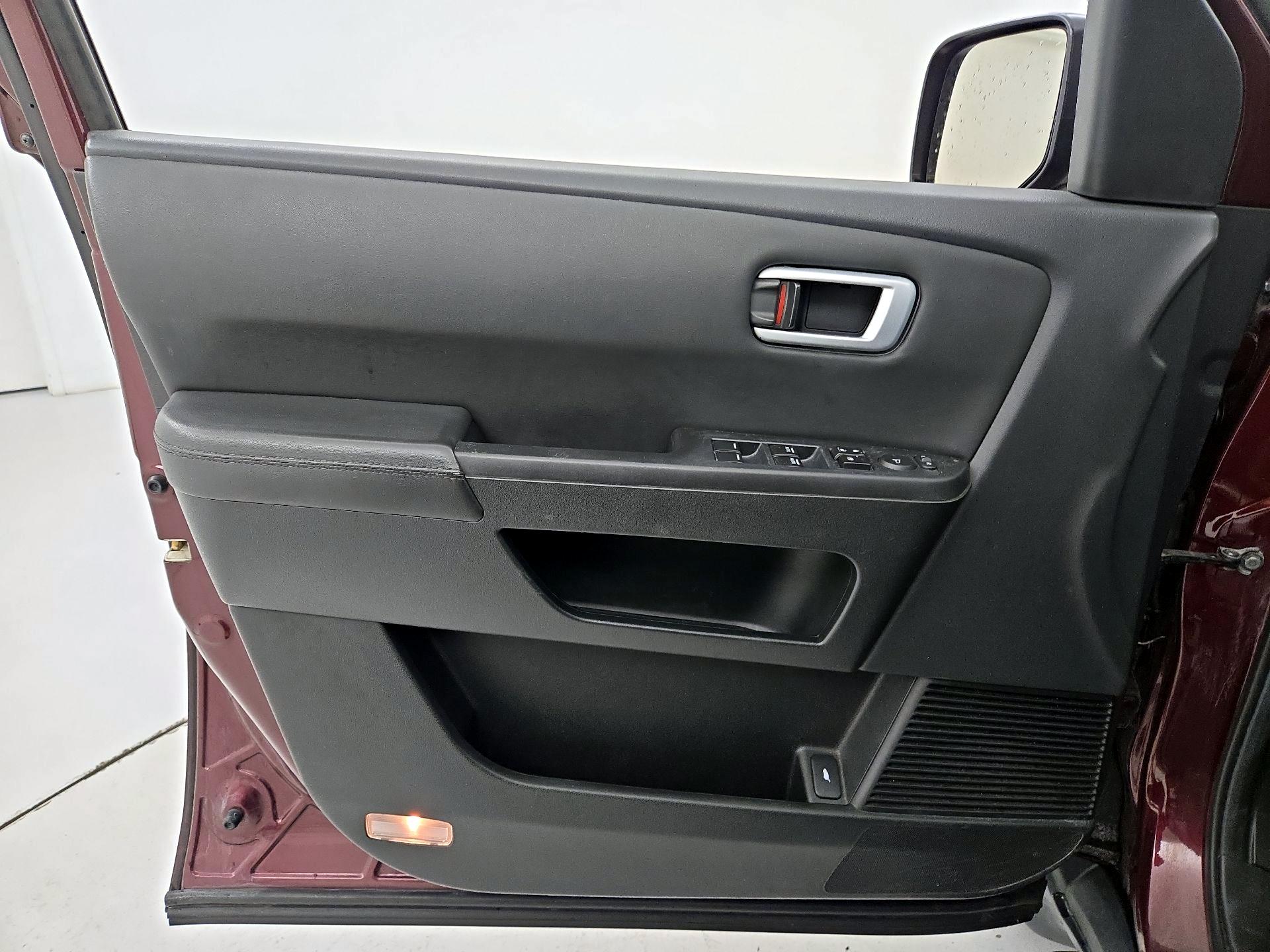 Thumbnail: 2014 Honda Pilot - 12