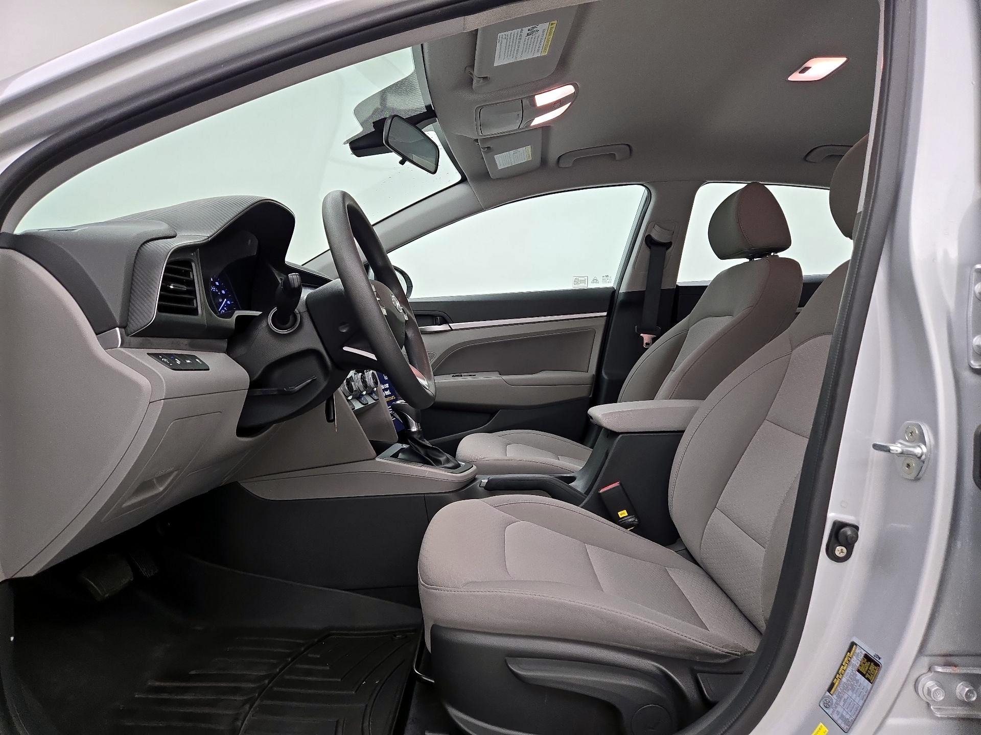 Thumbnail: 2019 Hyundai Elantra - 11