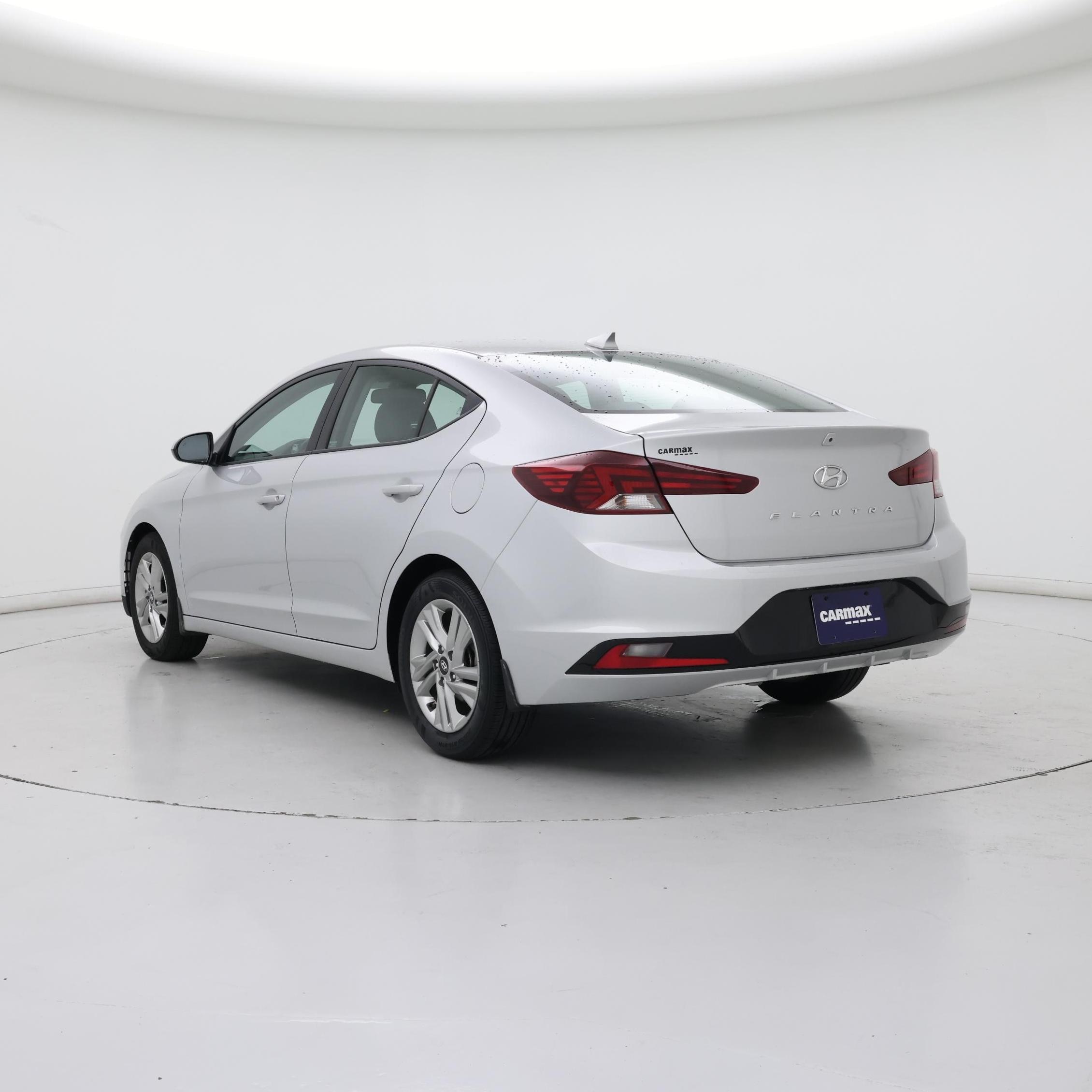 Thumbnail: 2019 Hyundai Elantra - 2