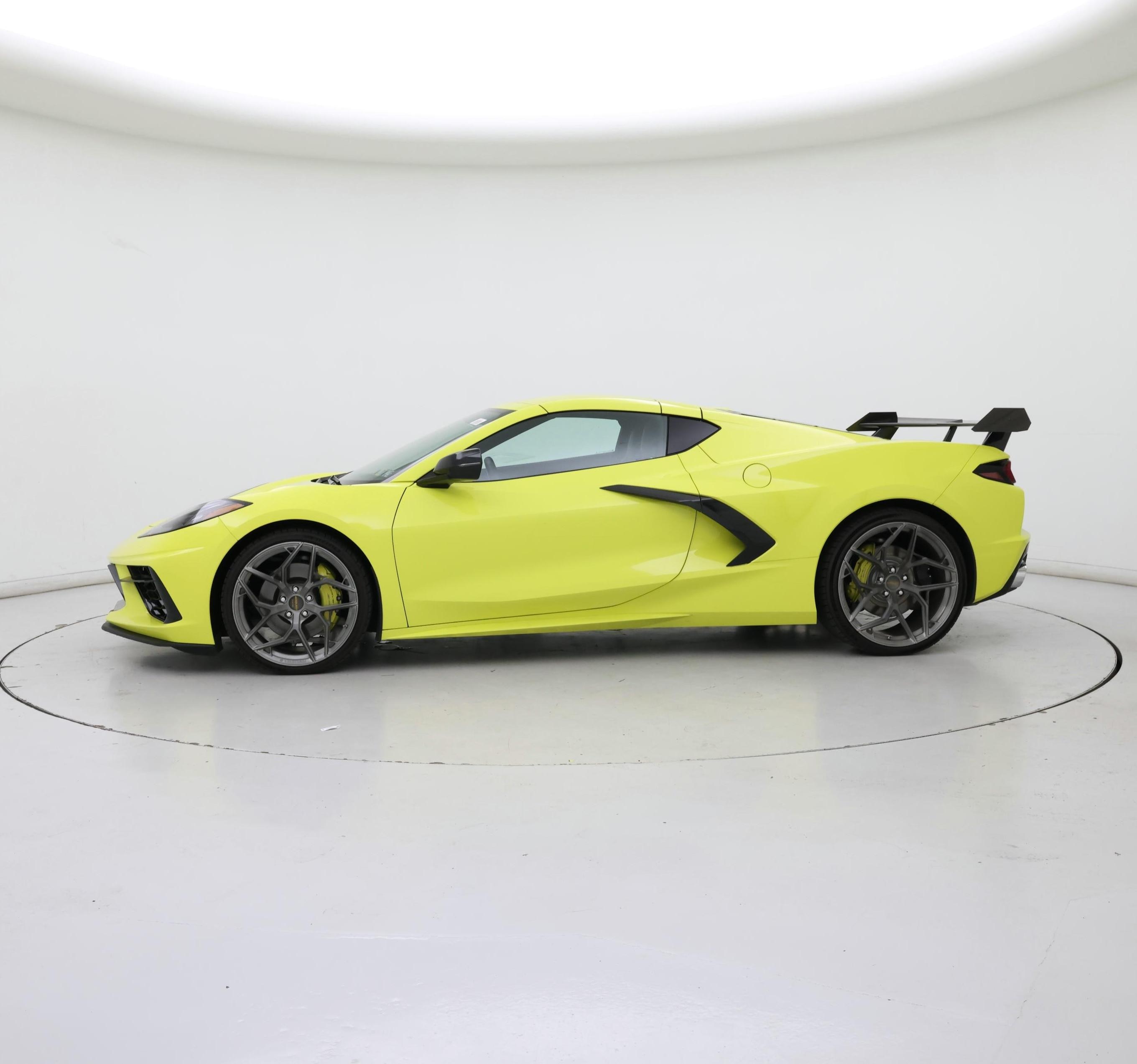 Thumbnail: 2020 Chevrolet Corvette - 3