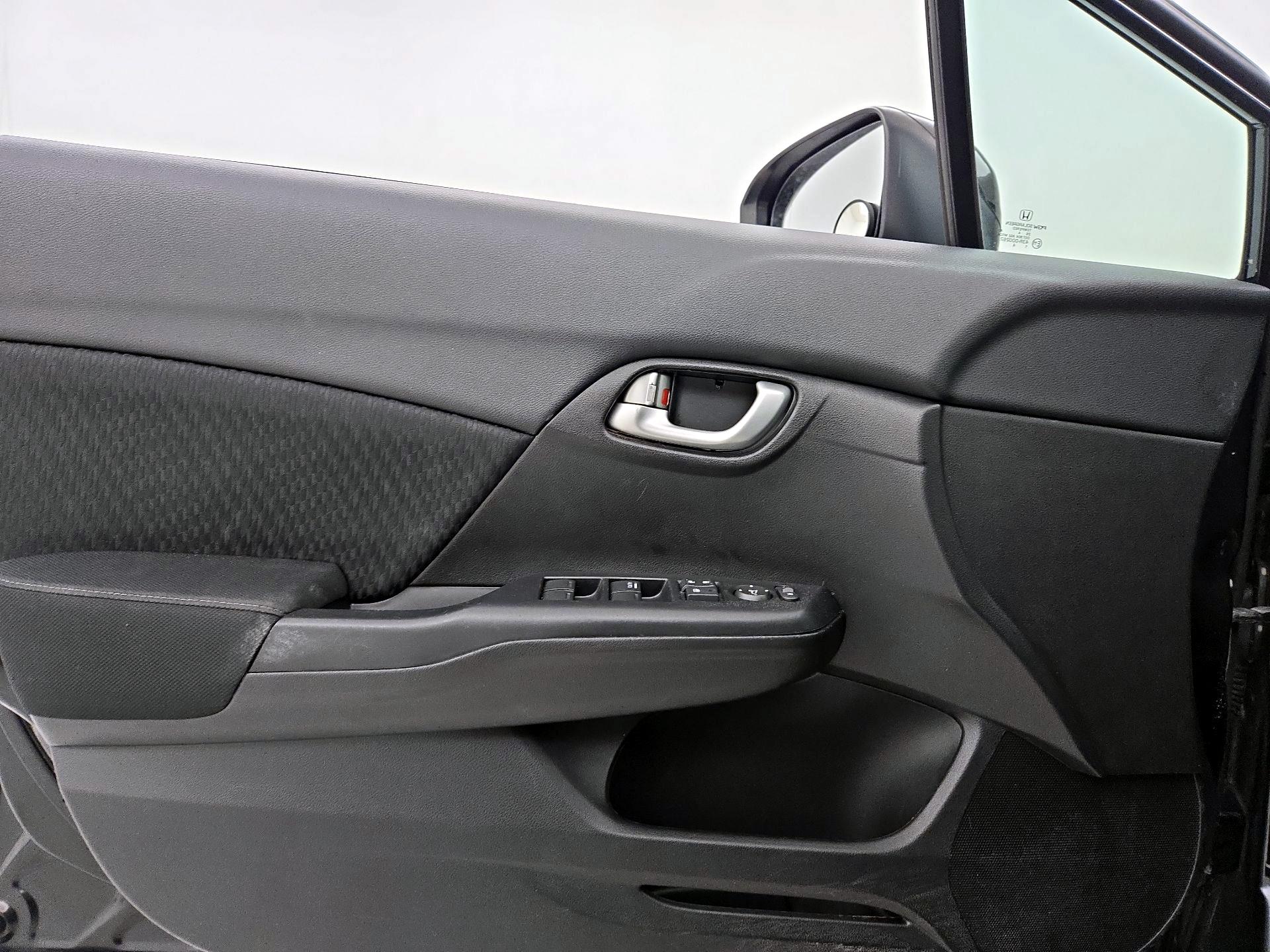 Thumbnail: 2015 Honda Civic - 12