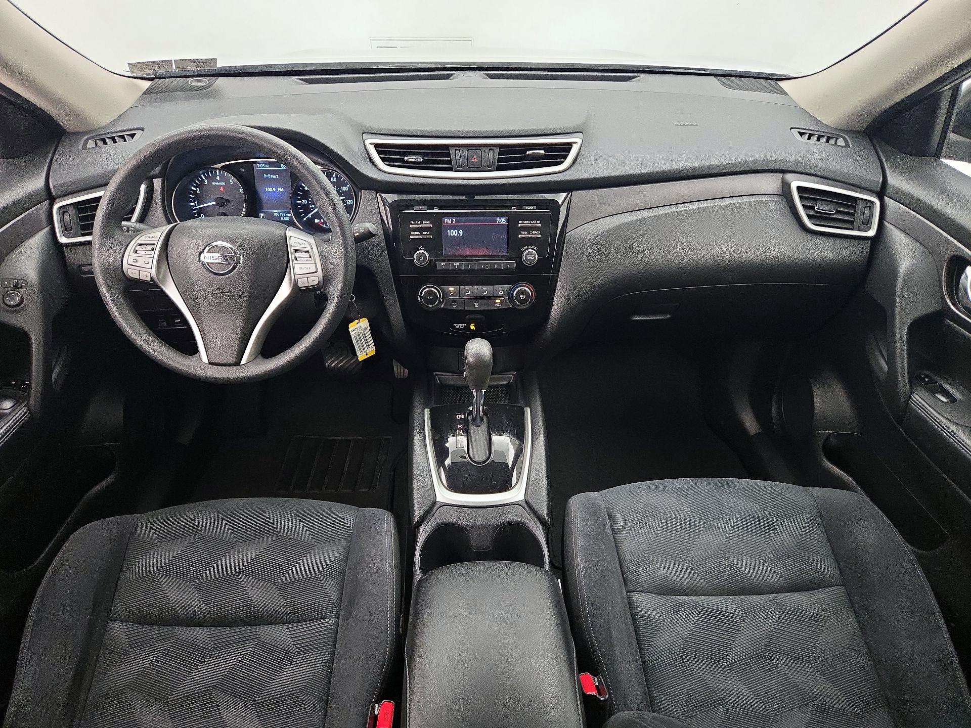 Thumbnail: 2016 Nissan Rogue - 9
