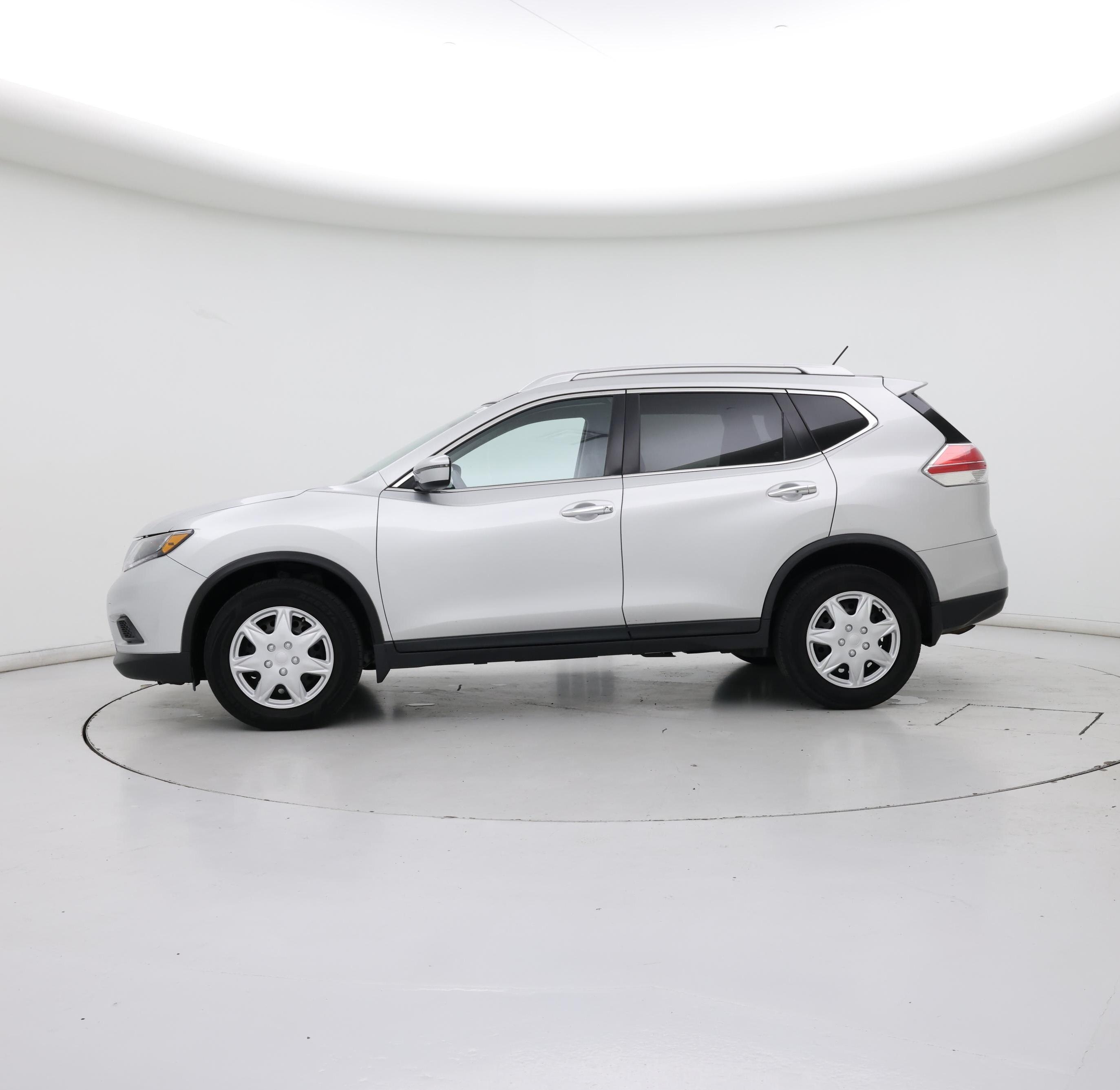 Thumbnail: 2016 Nissan Rogue - 3