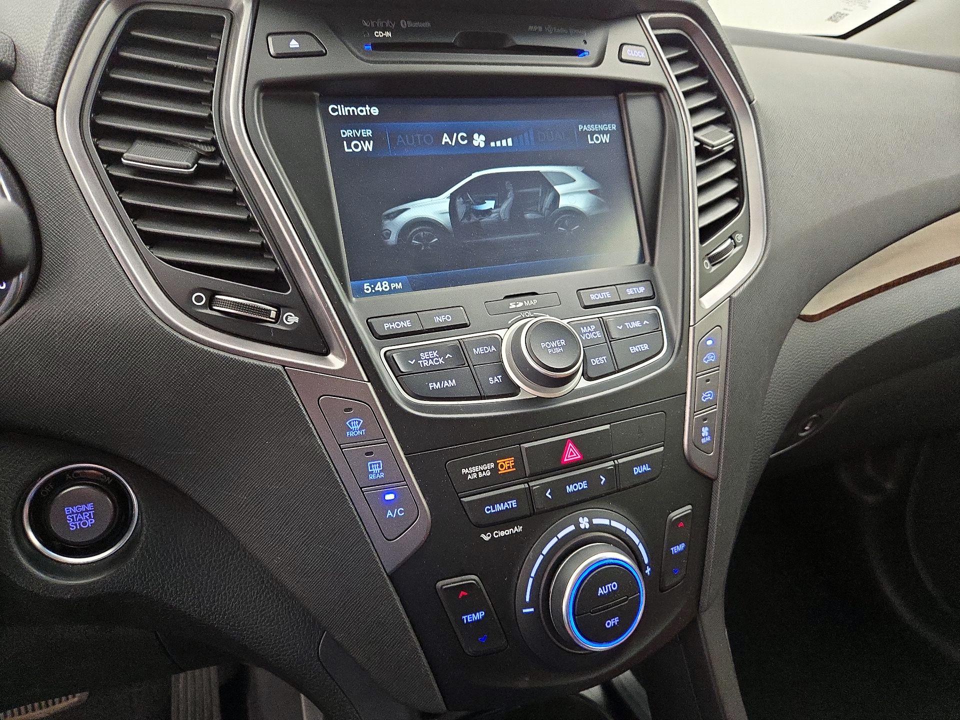 Thumbnail: 2014 Hyundai Santa Fe - 17