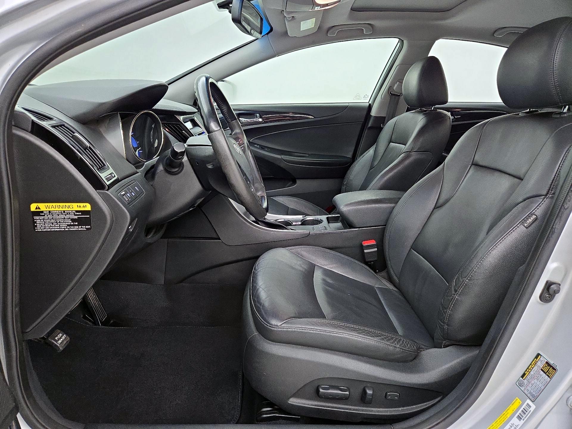 Thumbnail: 2013 Hyundai Sonata - 11