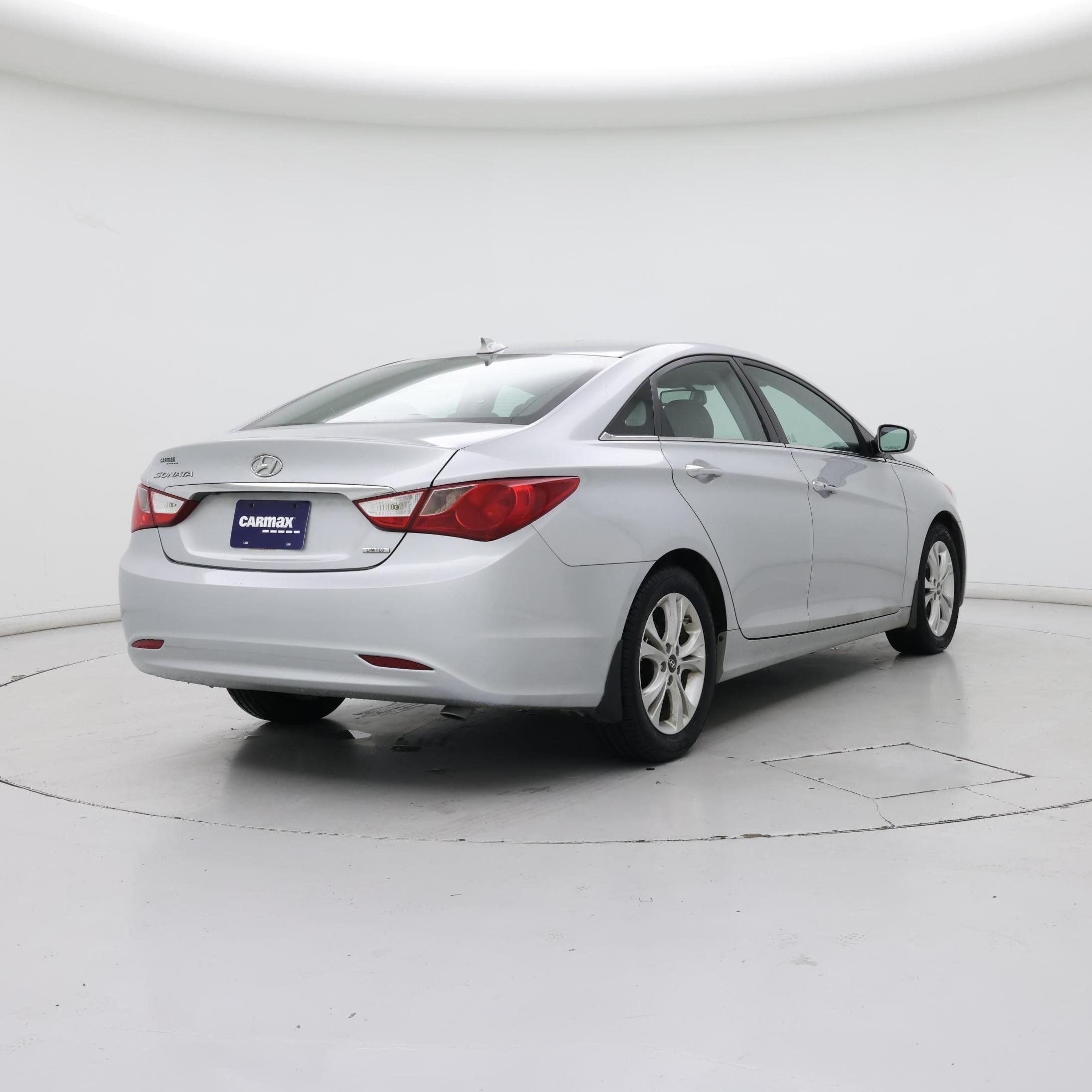 Thumbnail: 2013 Hyundai Sonata - 8