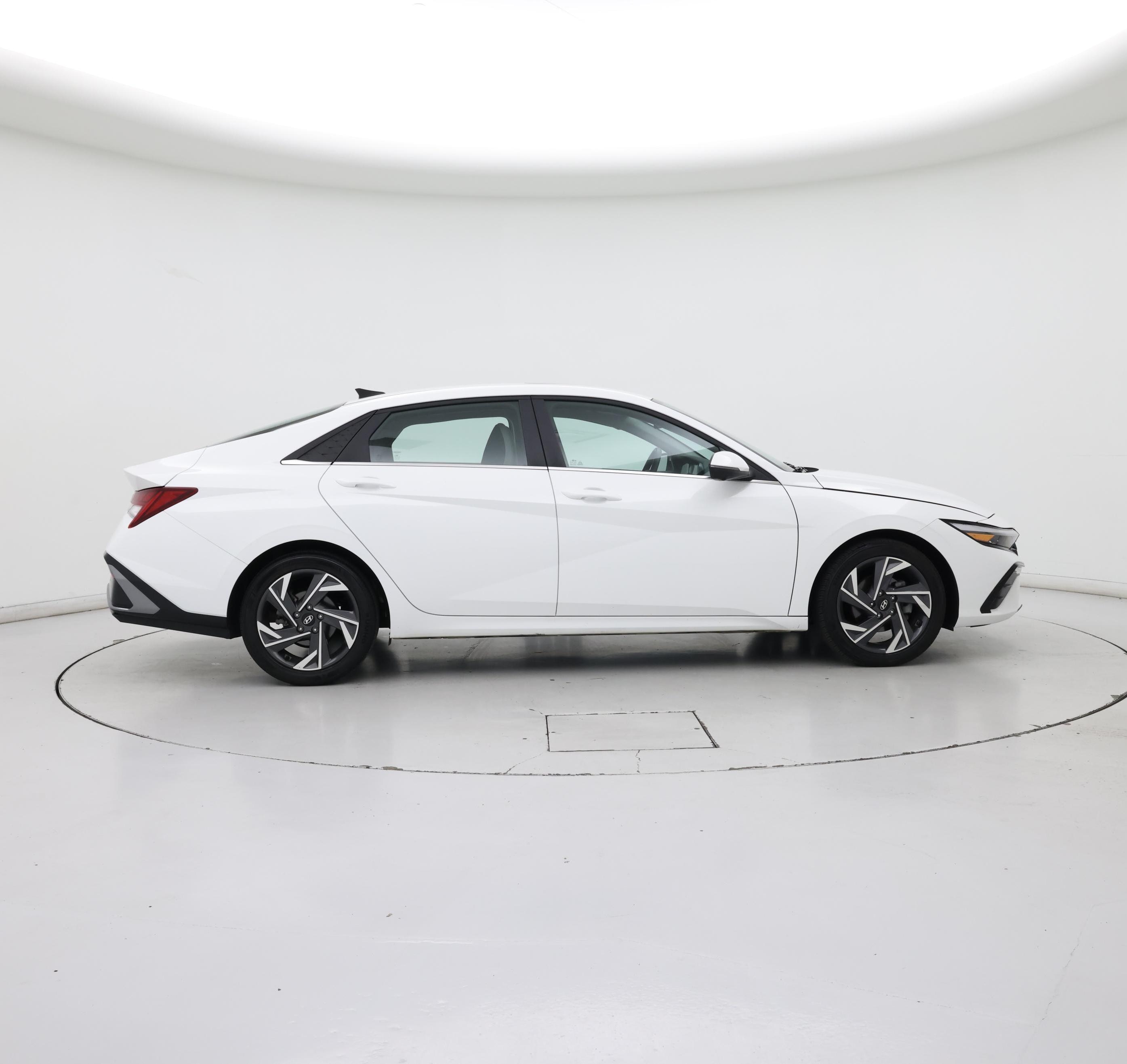 Thumbnail: 2024 Hyundai Elantra - 7