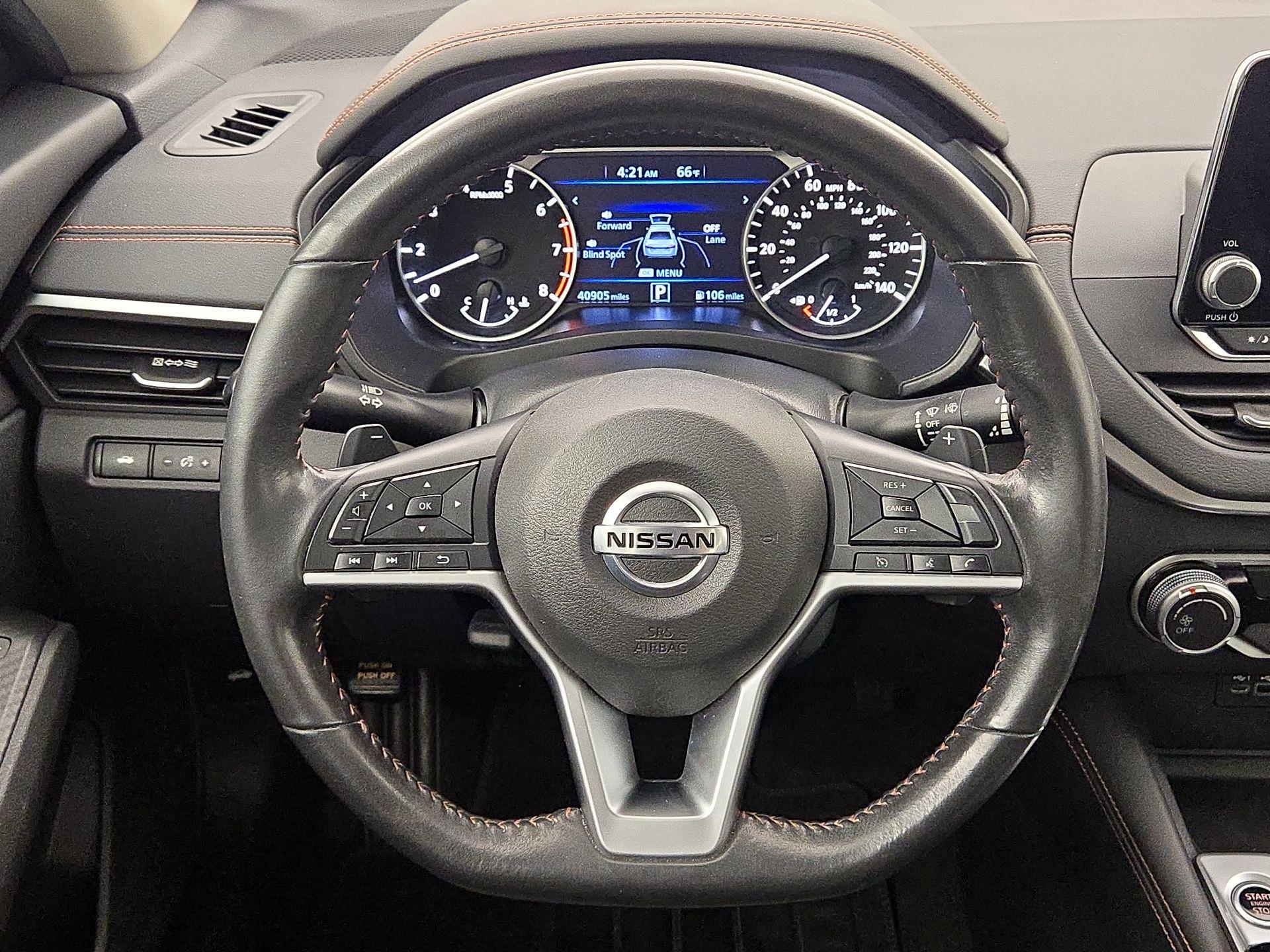 Thumbnail: 2022 Nissan Altima - 10