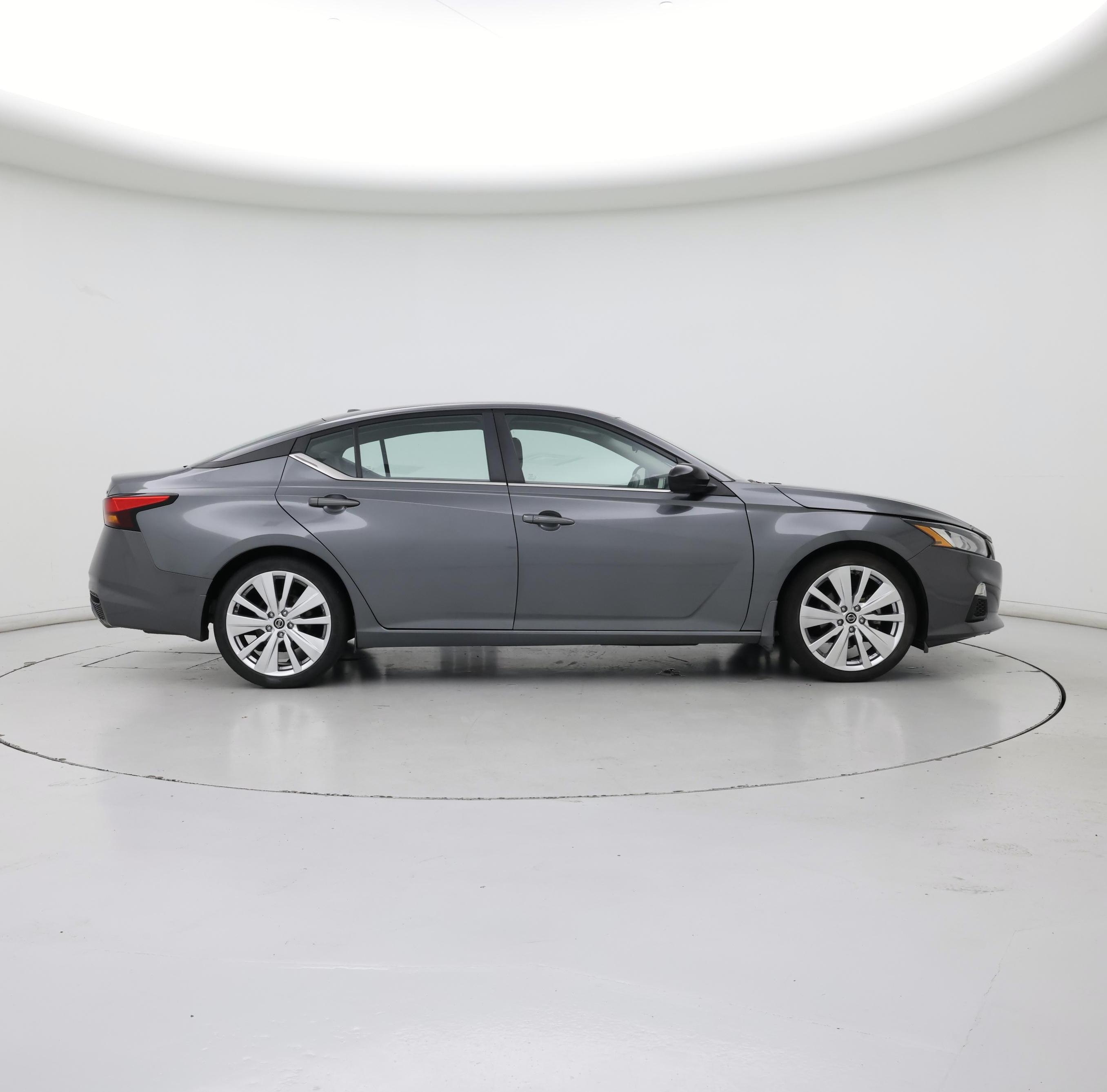 Thumbnail: 2022 Nissan Altima - 7