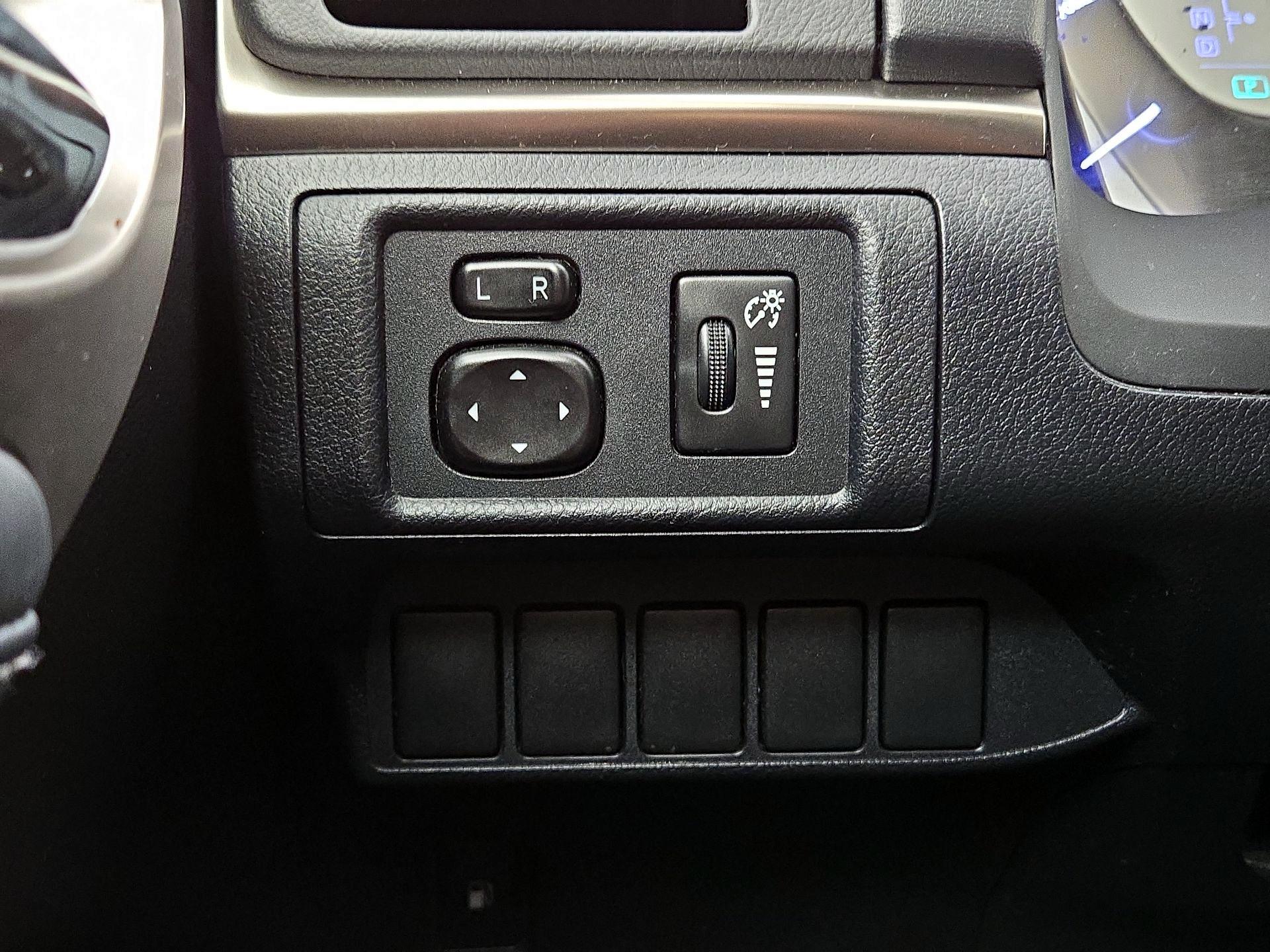 Thumbnail: 2017 Lexus CT - 13