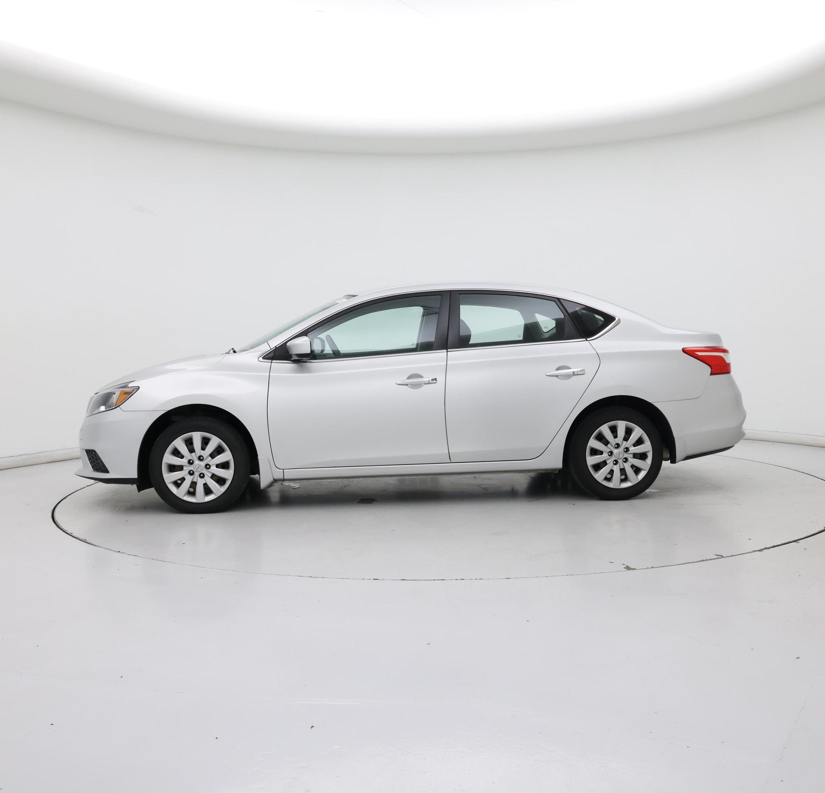 Thumbnail: 2017 Nissan Sentra - 3