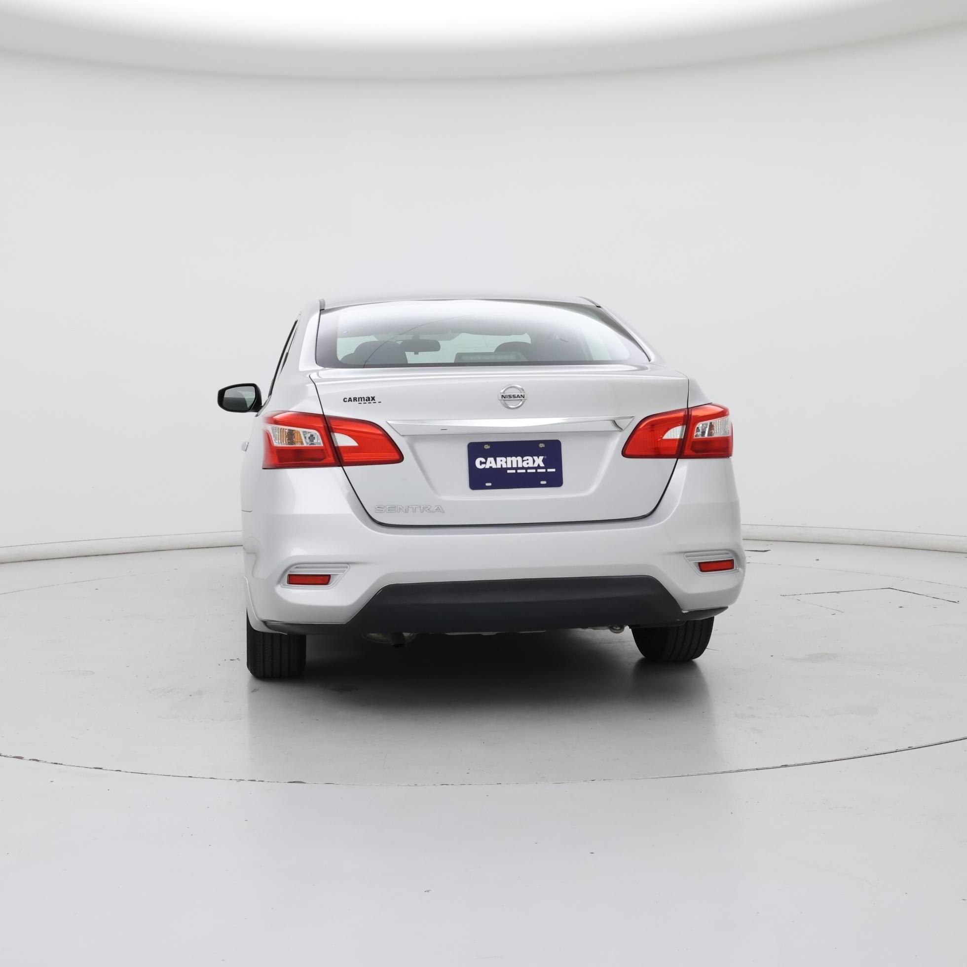 Thumbnail: 2017 Nissan Sentra - 6