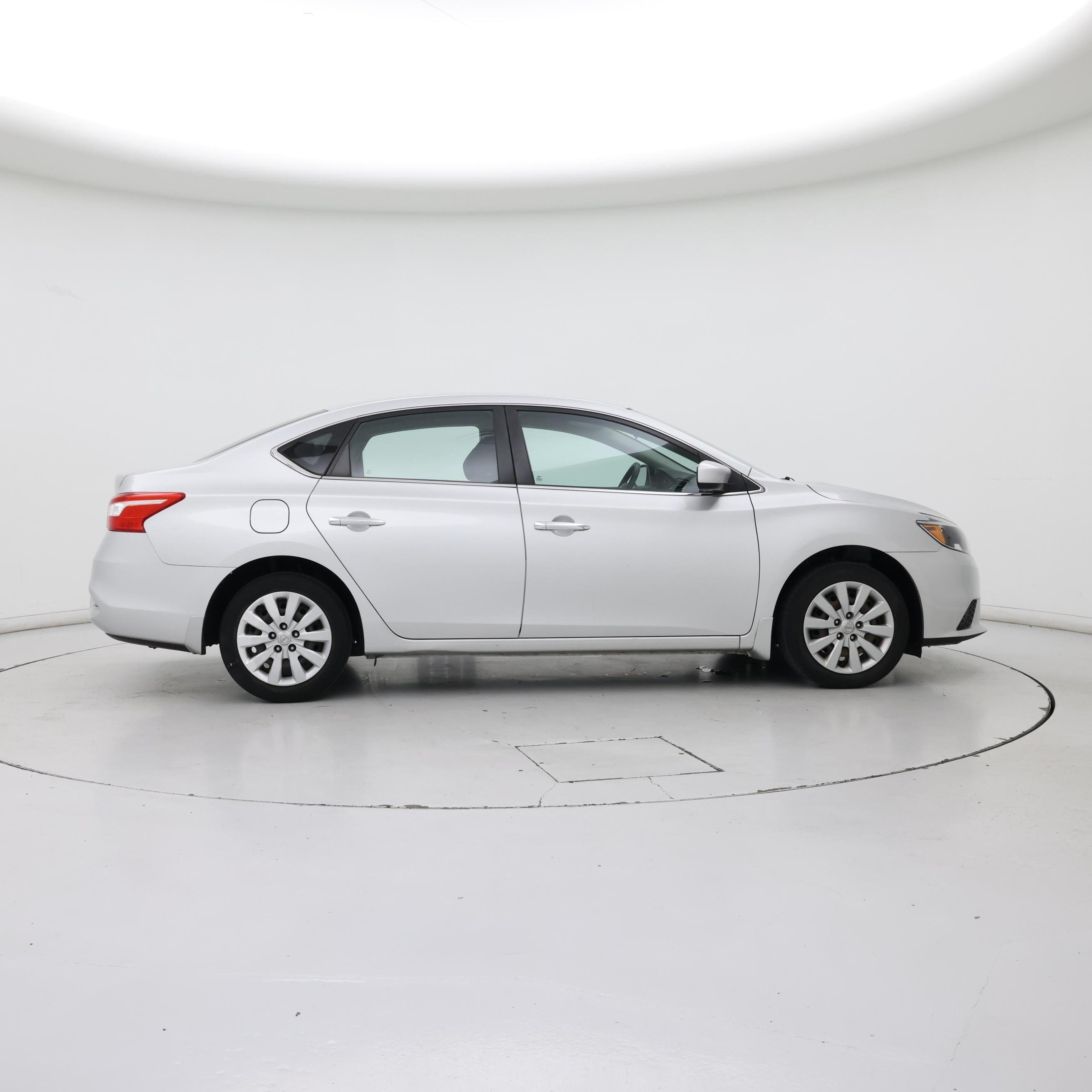 Thumbnail: 2017 Nissan Sentra - 7