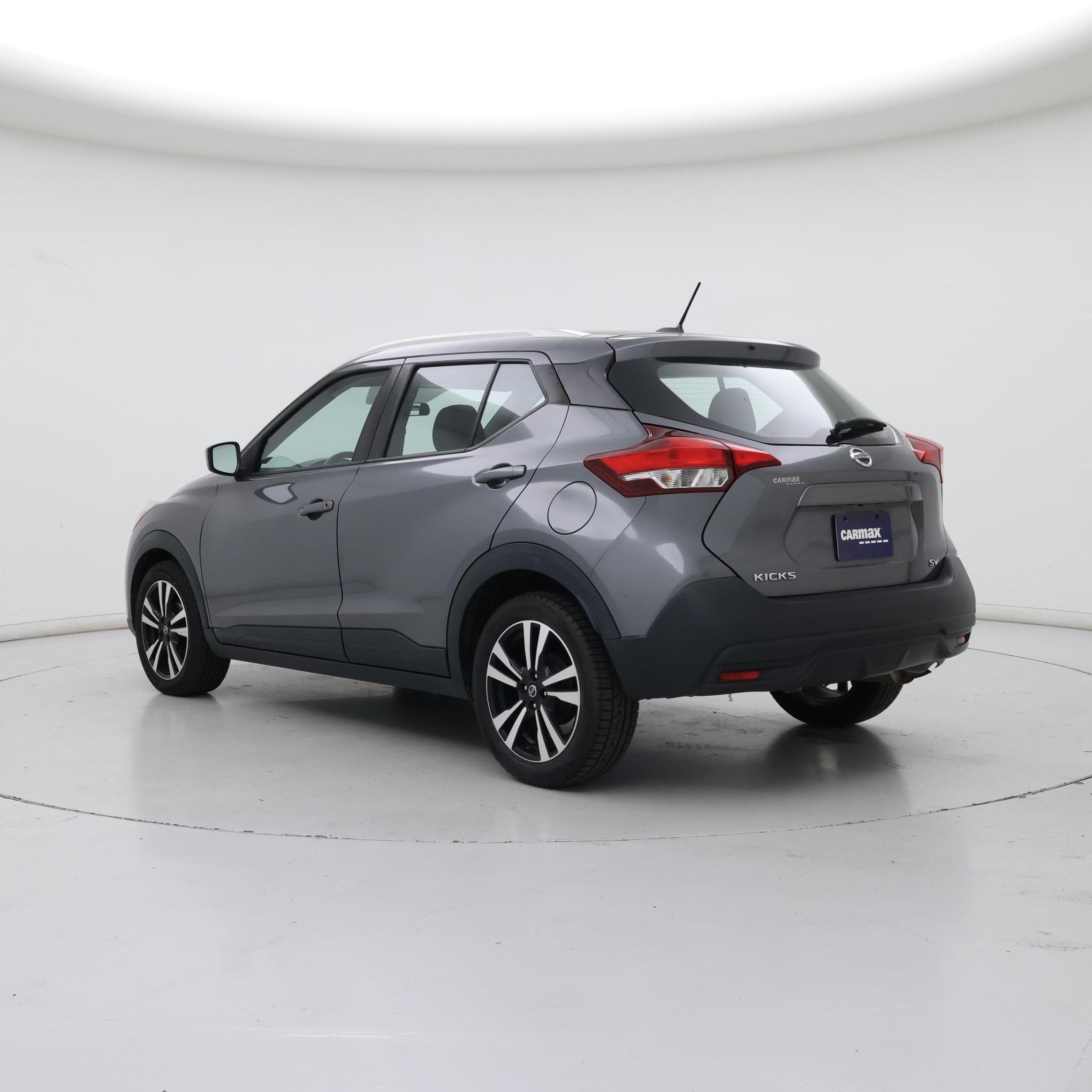 Thumbnail: 2019 Nissan Kicks - 2