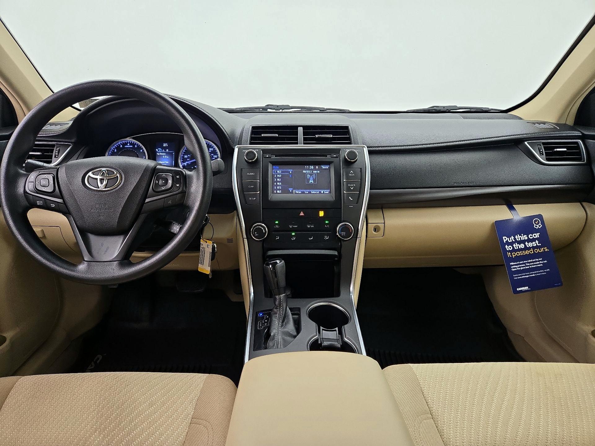 Thumbnail: 2017 Toyota Camry - 9