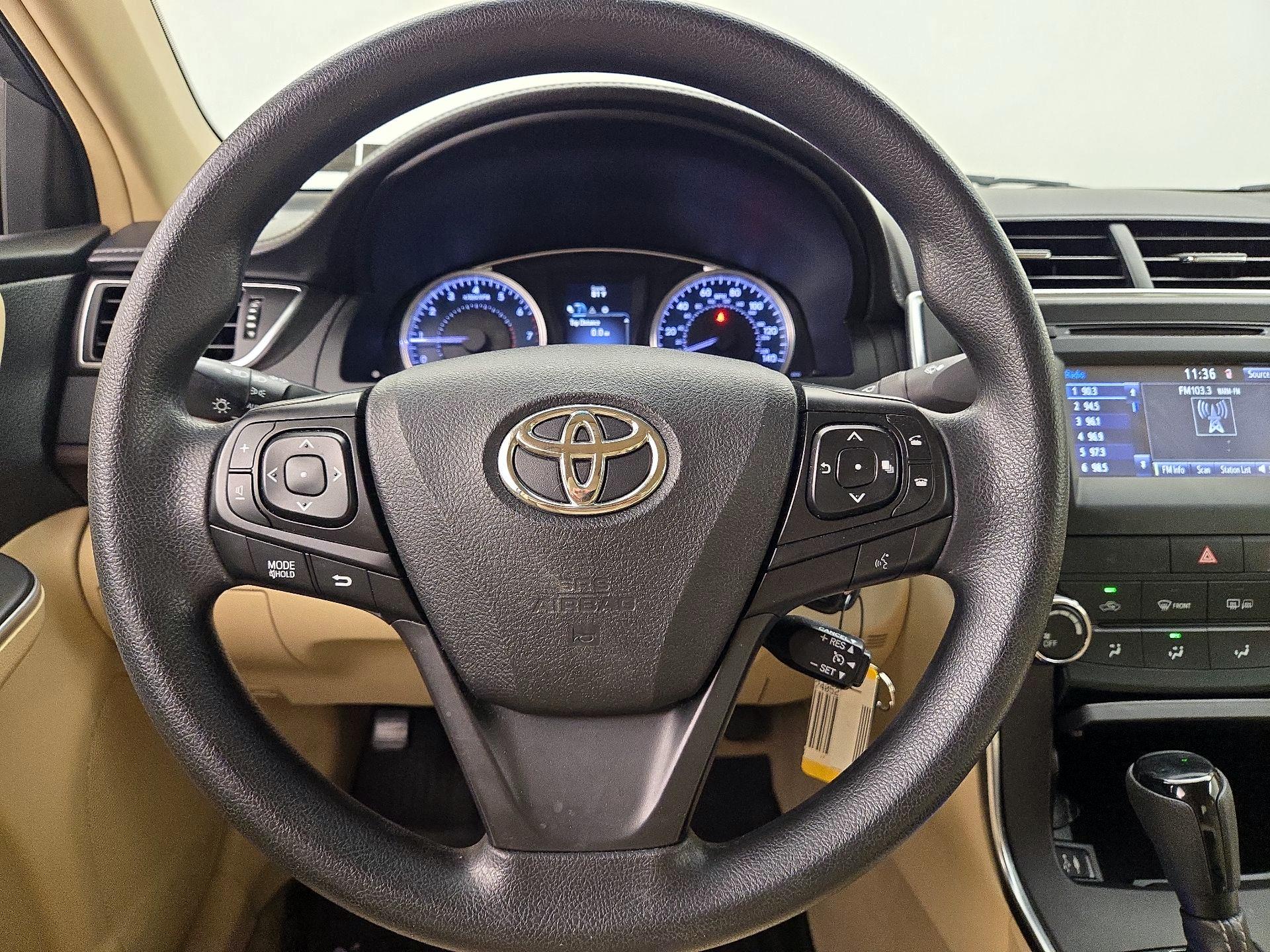 Thumbnail: 2017 Toyota Camry - 10