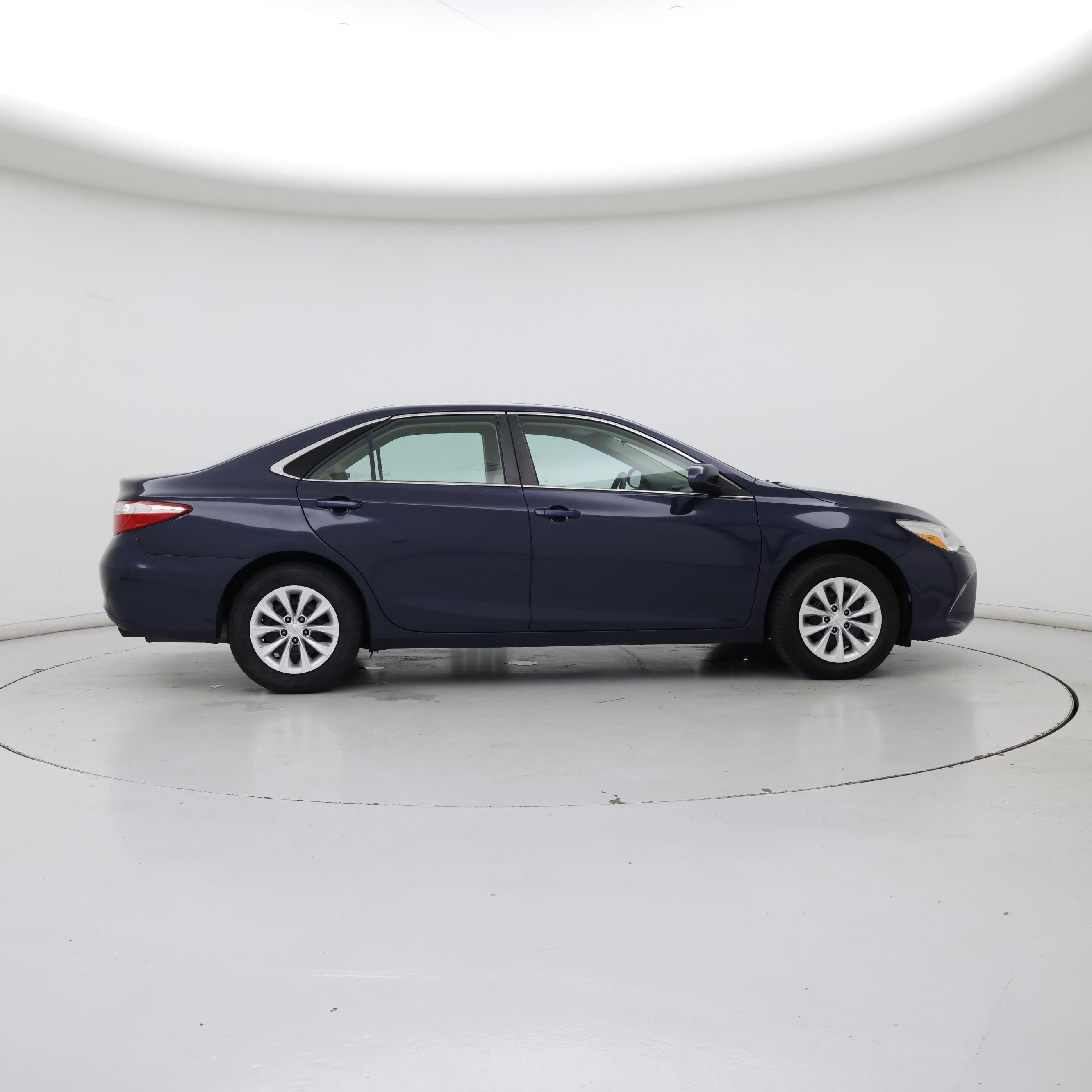 Thumbnail: 2017 Toyota Camry - 7