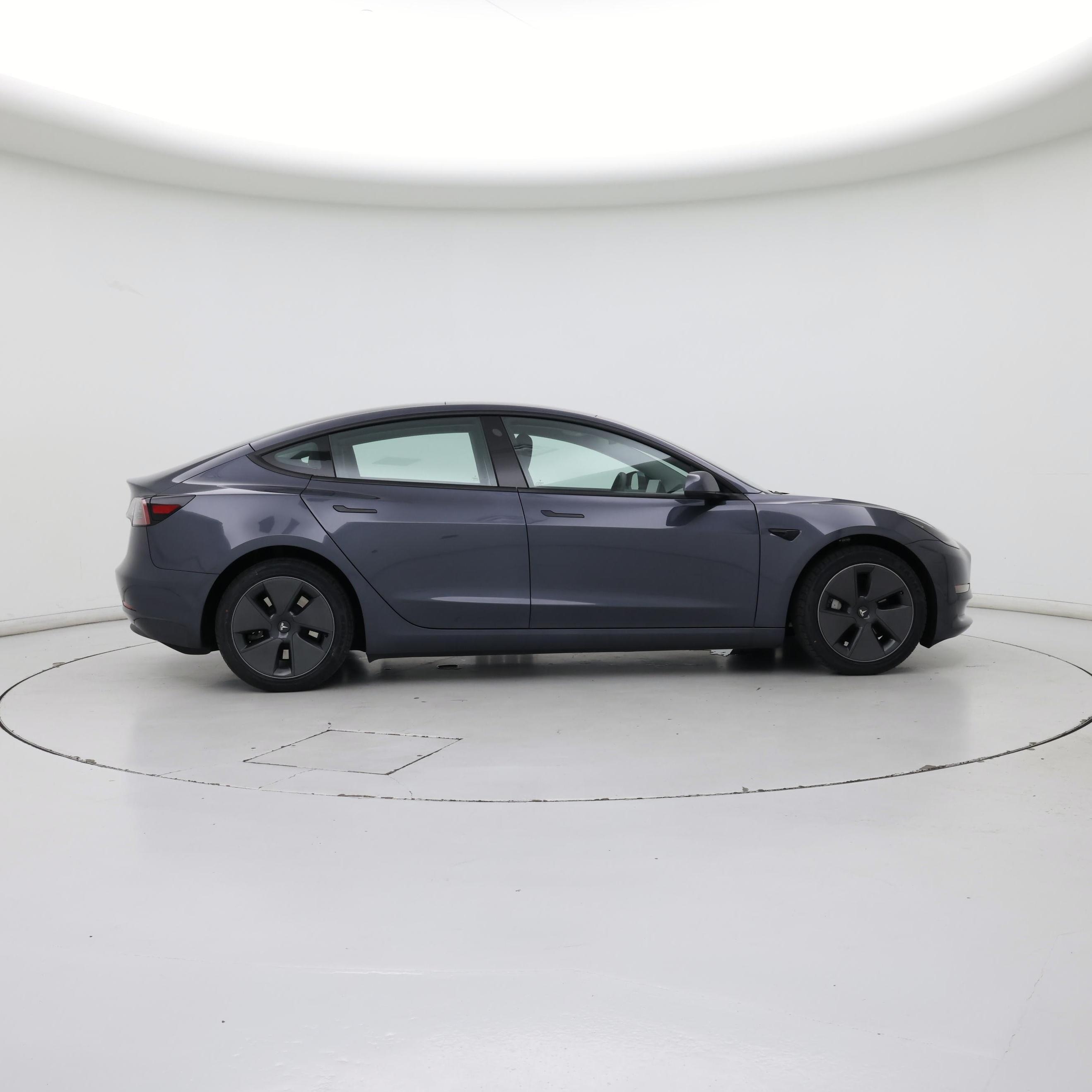 Thumbnail: 2023 Tesla Model 3 - 7