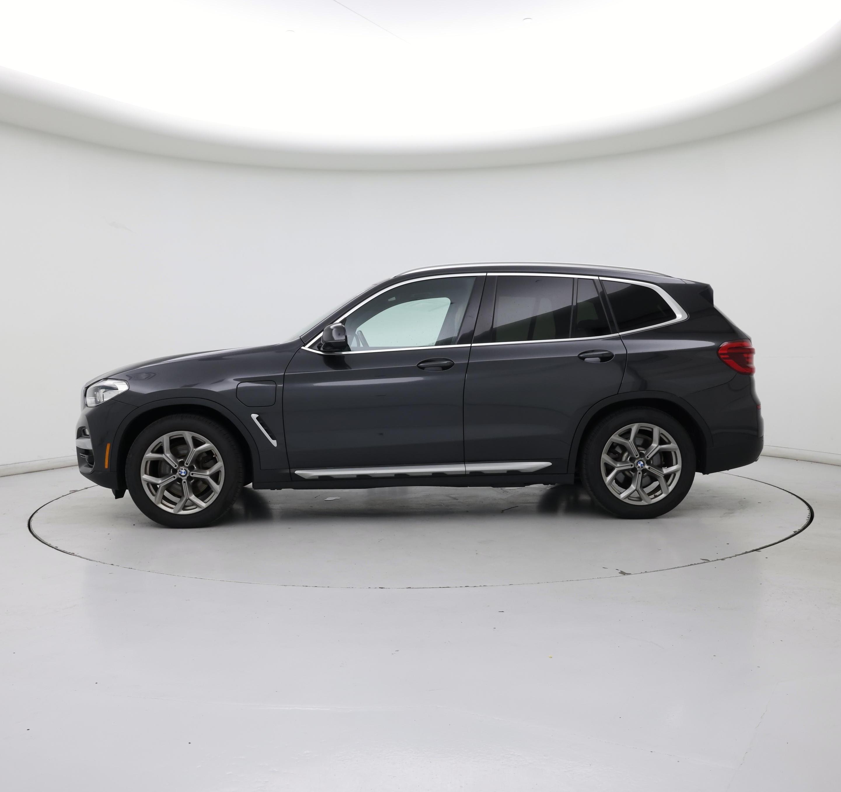 Thumbnail: 2021 BMW X3 - 3