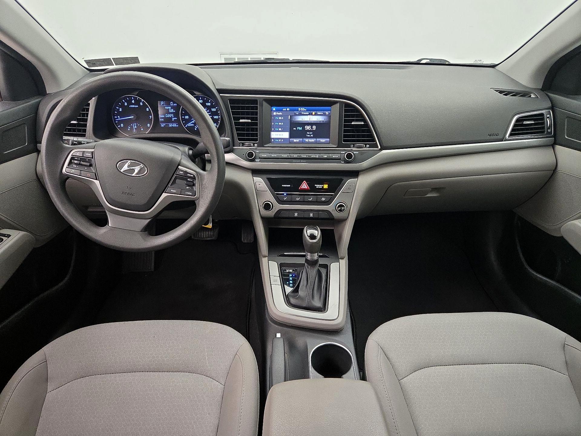 Thumbnail: 2017 Hyundai Elantra - 9