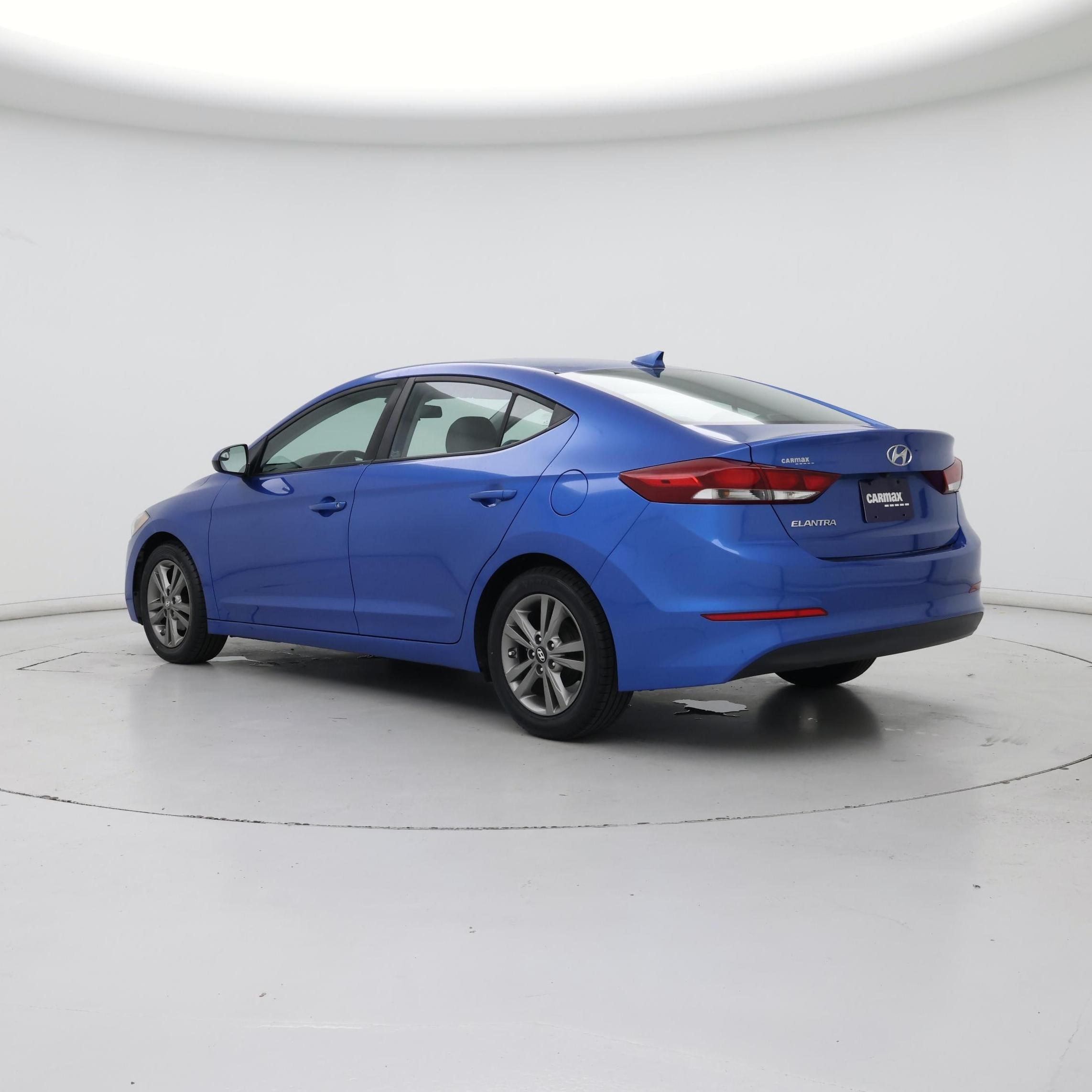 Thumbnail: 2017 Hyundai Elantra - 2