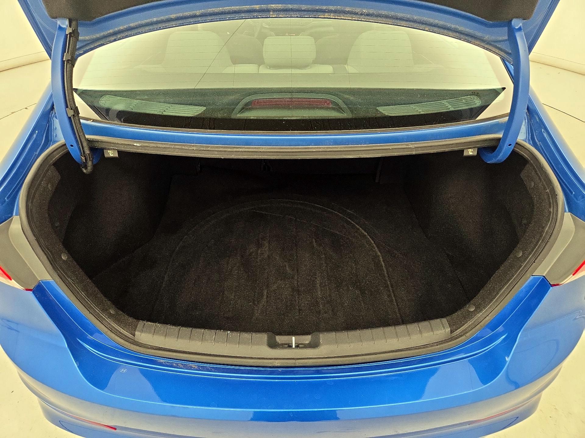 Thumbnail: 2017 Hyundai Elantra - 20