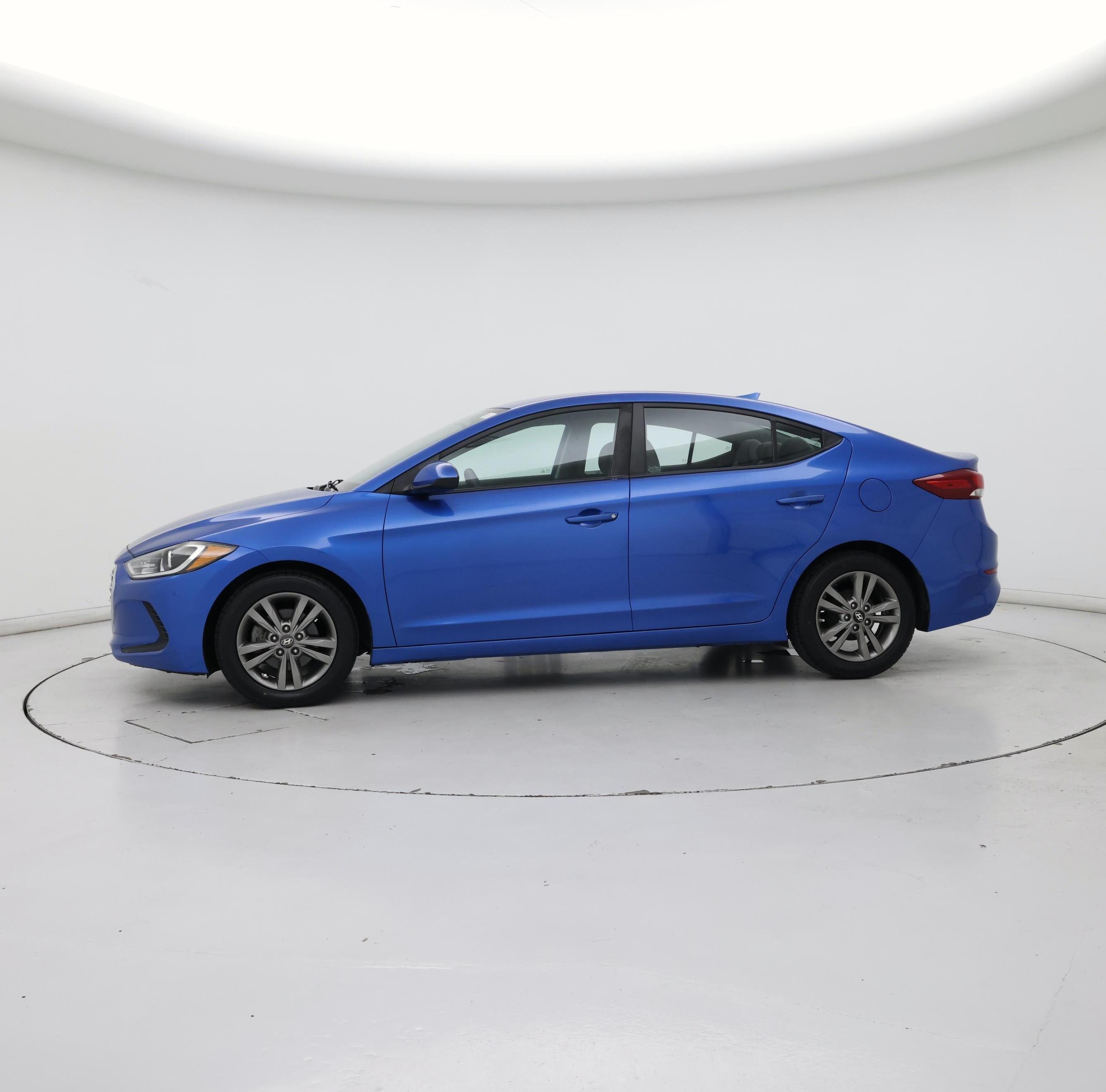 Thumbnail: 2017 Hyundai Elantra - 3