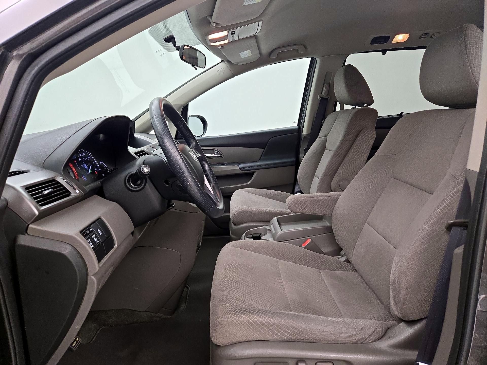 Thumbnail: 2015 Honda Odyssey - 11