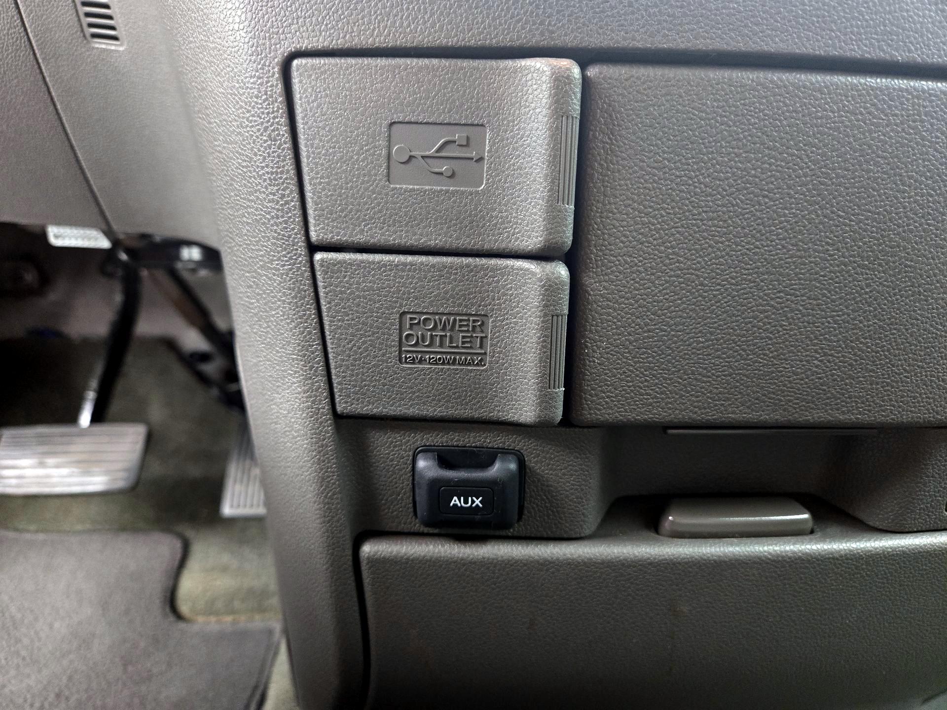 Thumbnail: 2015 Honda Odyssey - 18