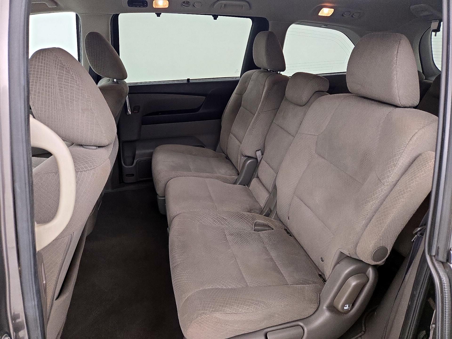 Thumbnail: 2015 Honda Odyssey - 19