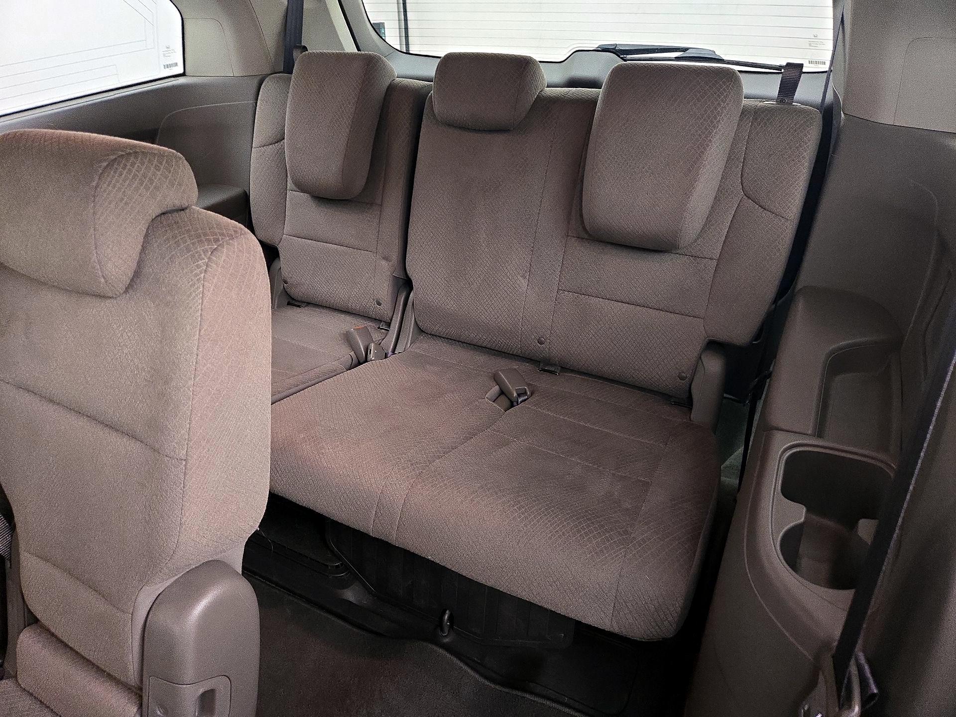 Thumbnail: 2015 Honda Odyssey - 20